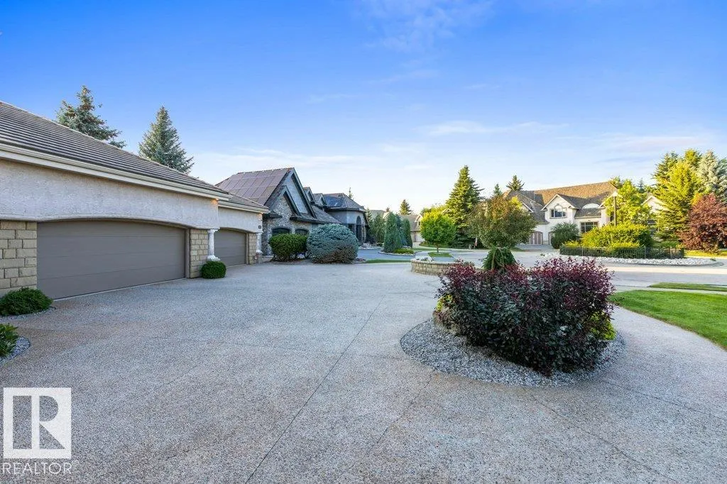 46 KINGSBURY Crescent