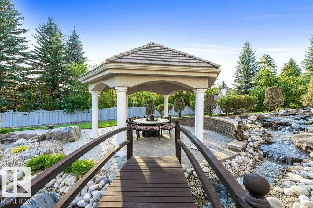 46 KINGSBURY Crescent