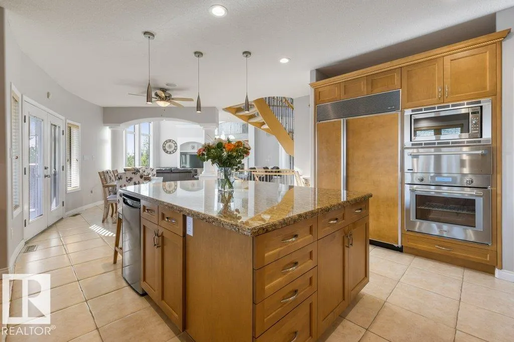 46 KINGSBURY Crescent