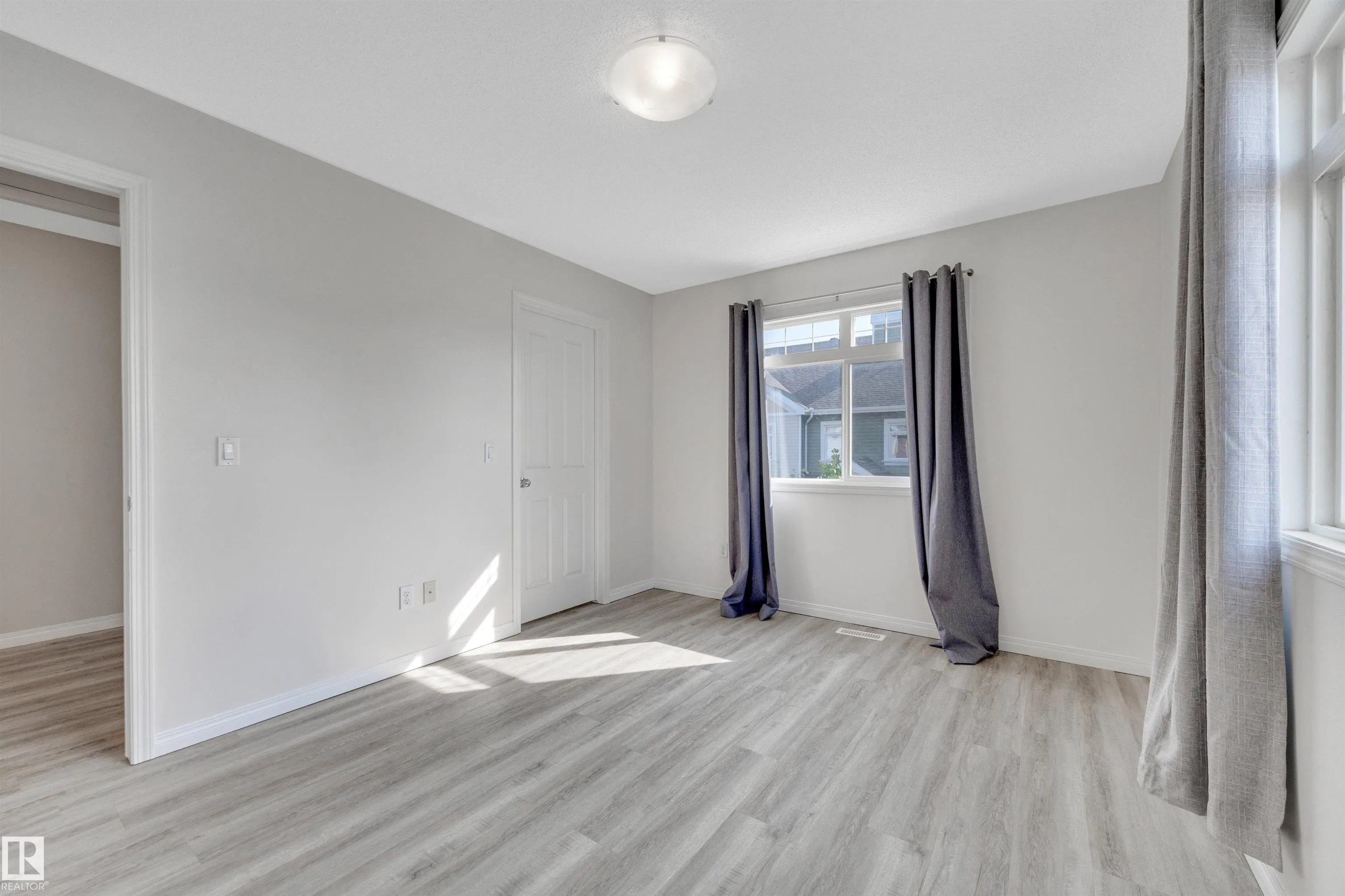1804 70 Street