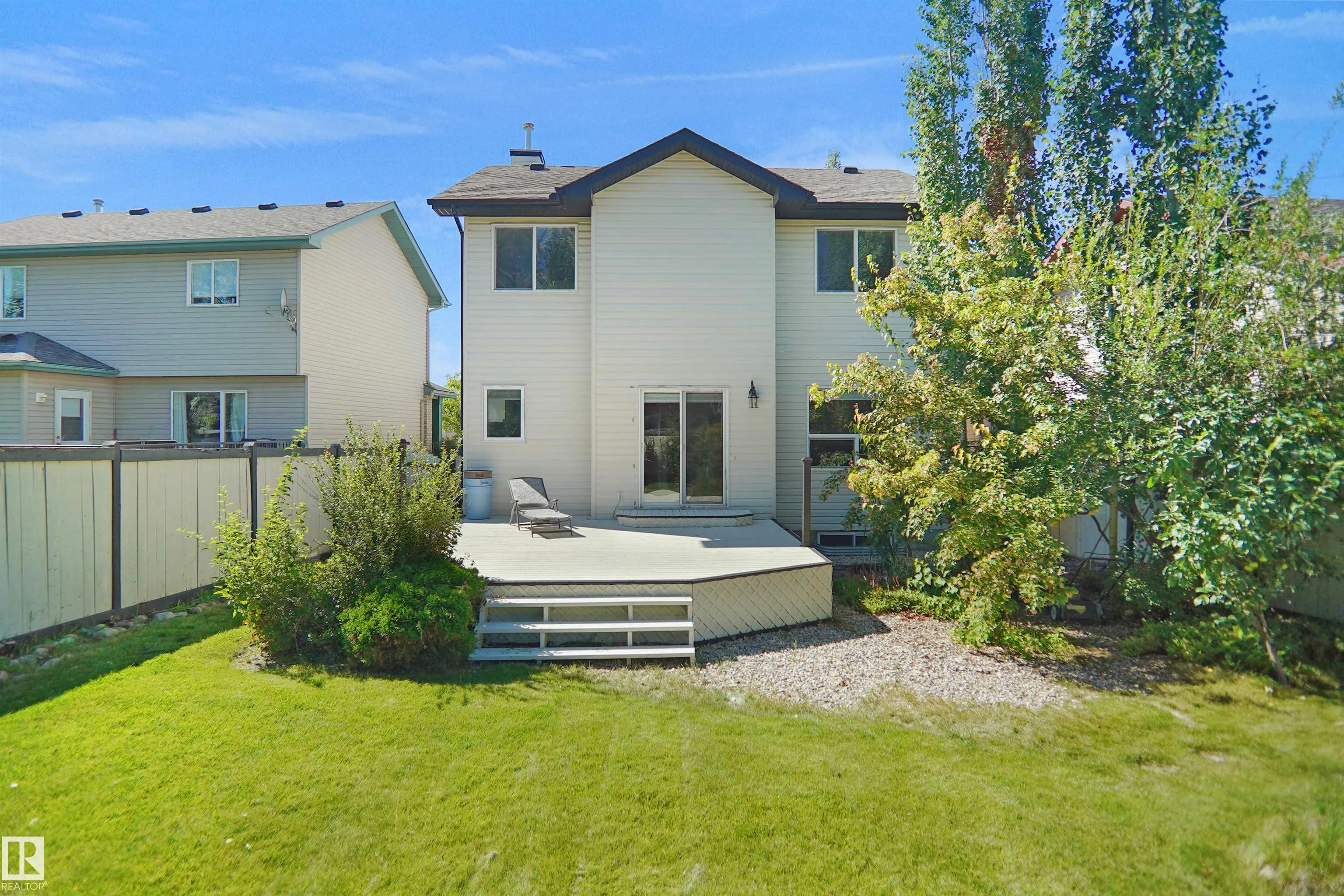 19 CHRISTINA Way