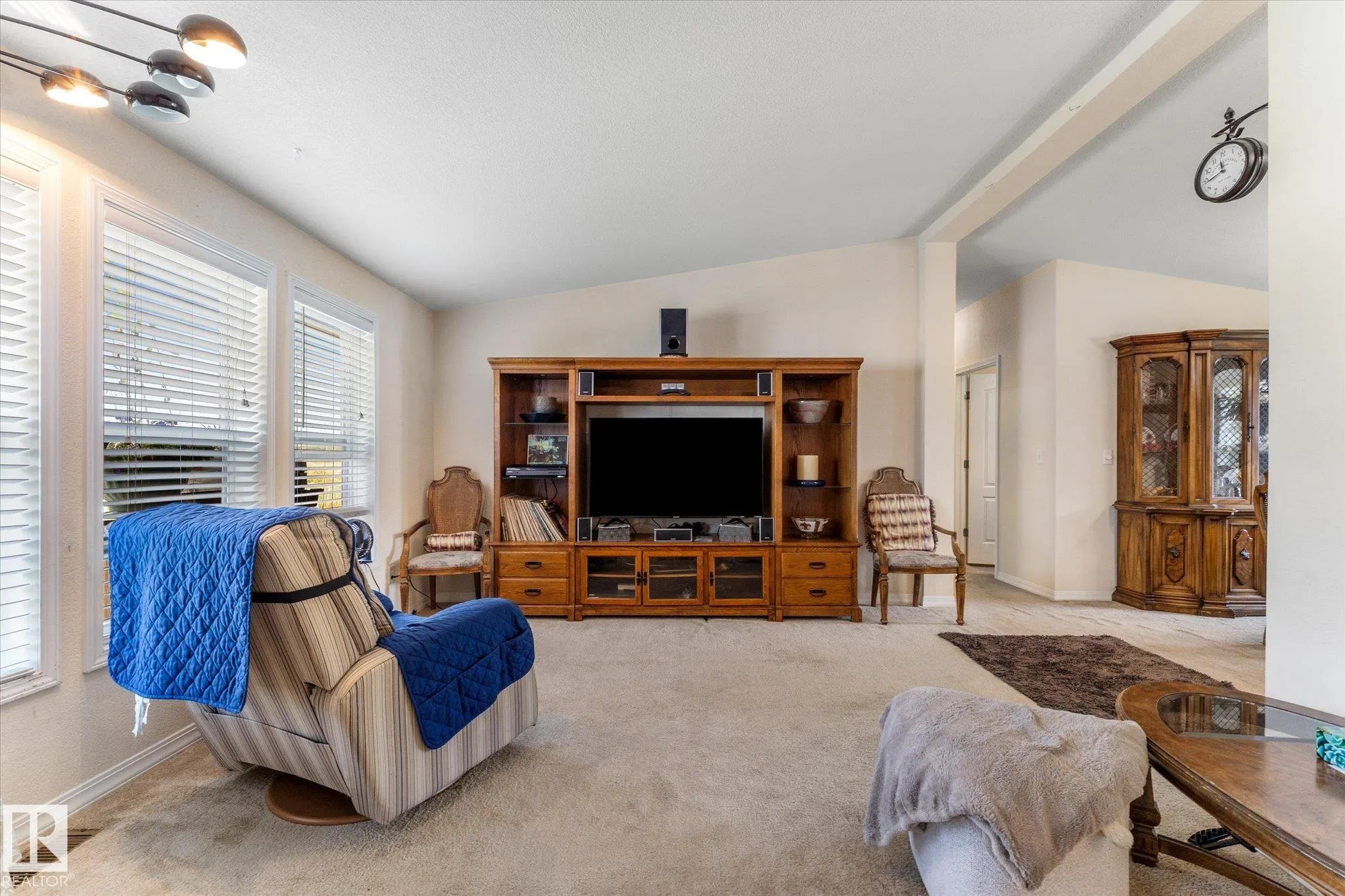 1242 53222 Range Road 272