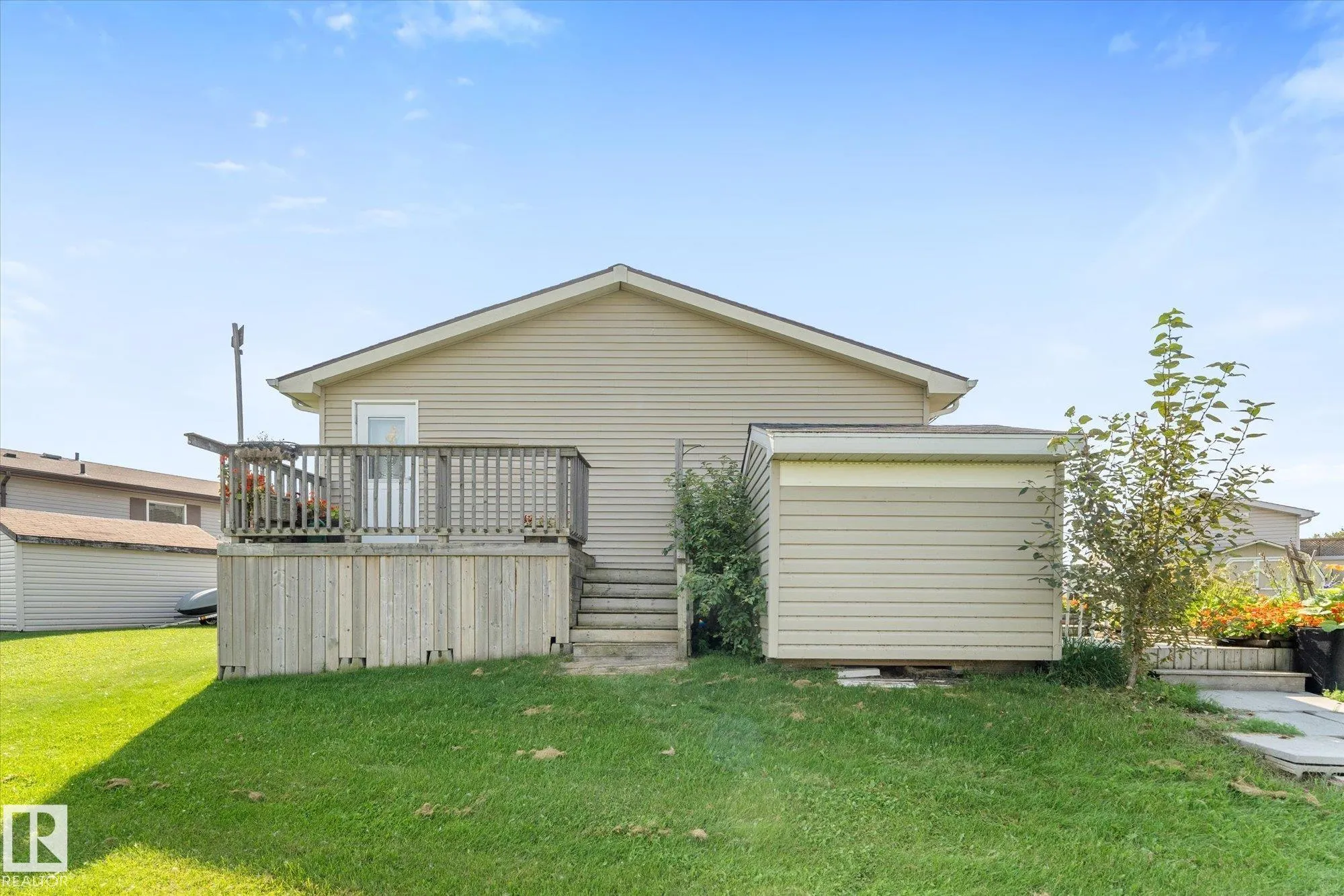 1242 53222 Range Road 272