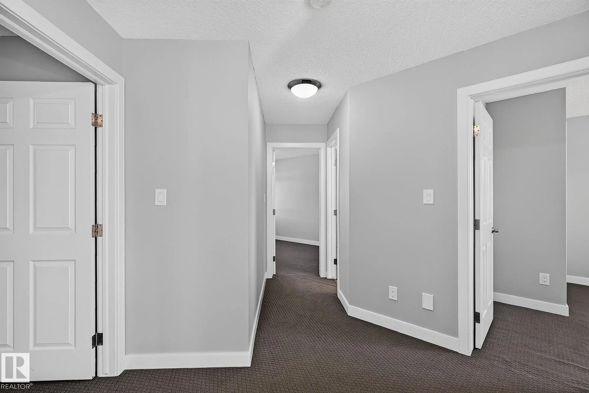 5 VERONA Crescent