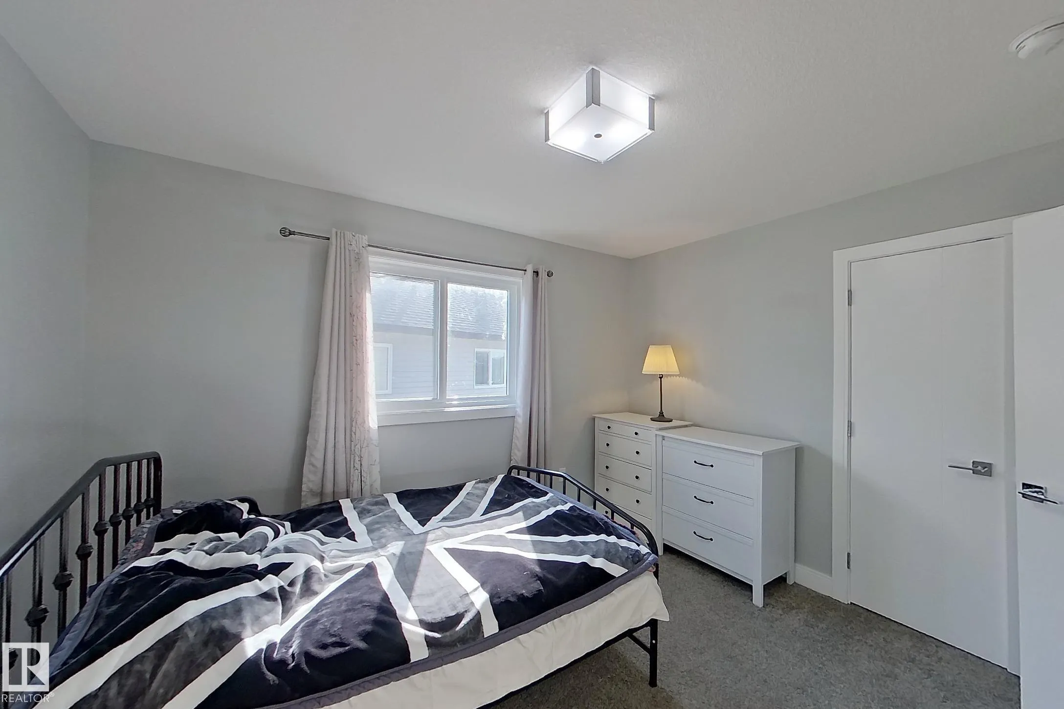 1304 165 Street