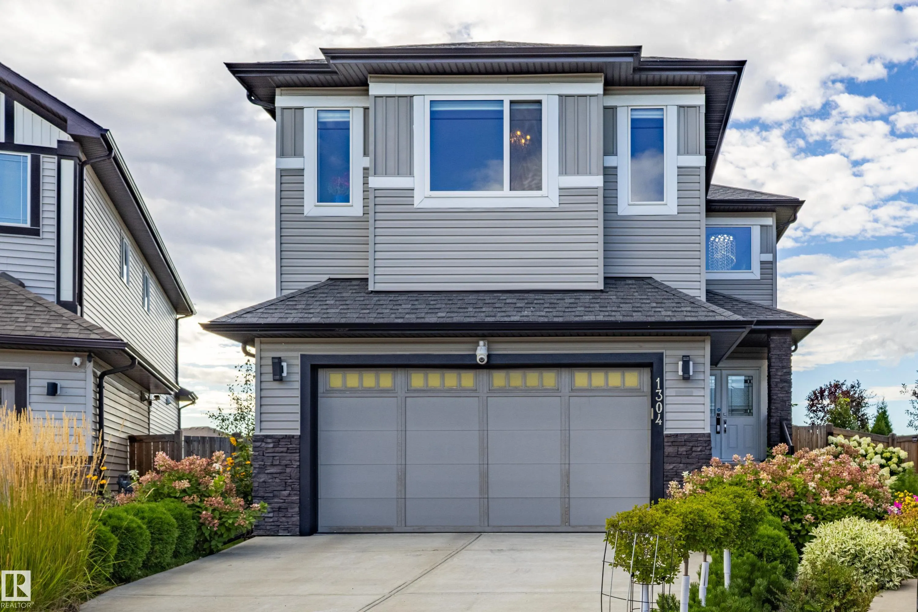 1304 165 Street