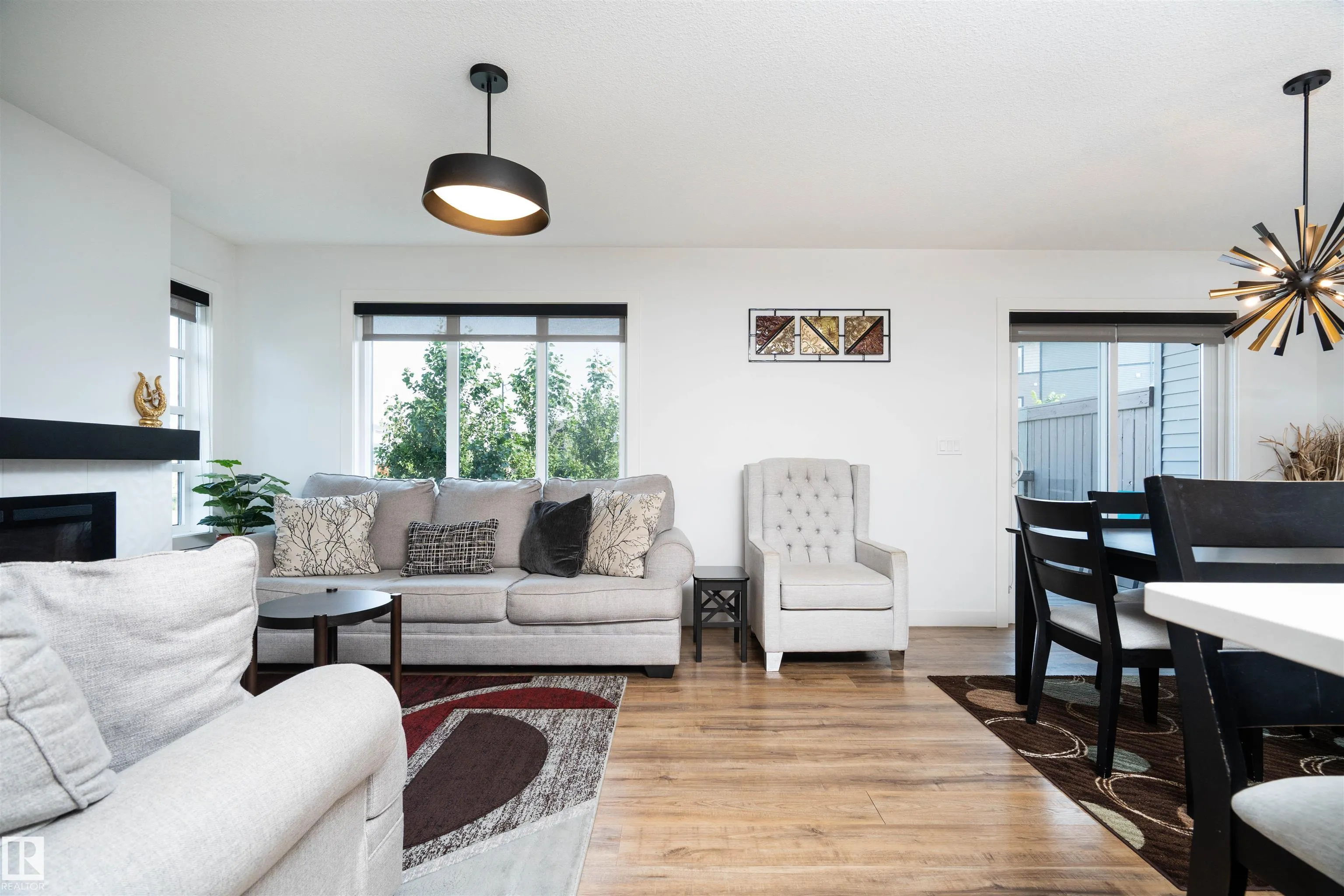 9104 PEAR Drive