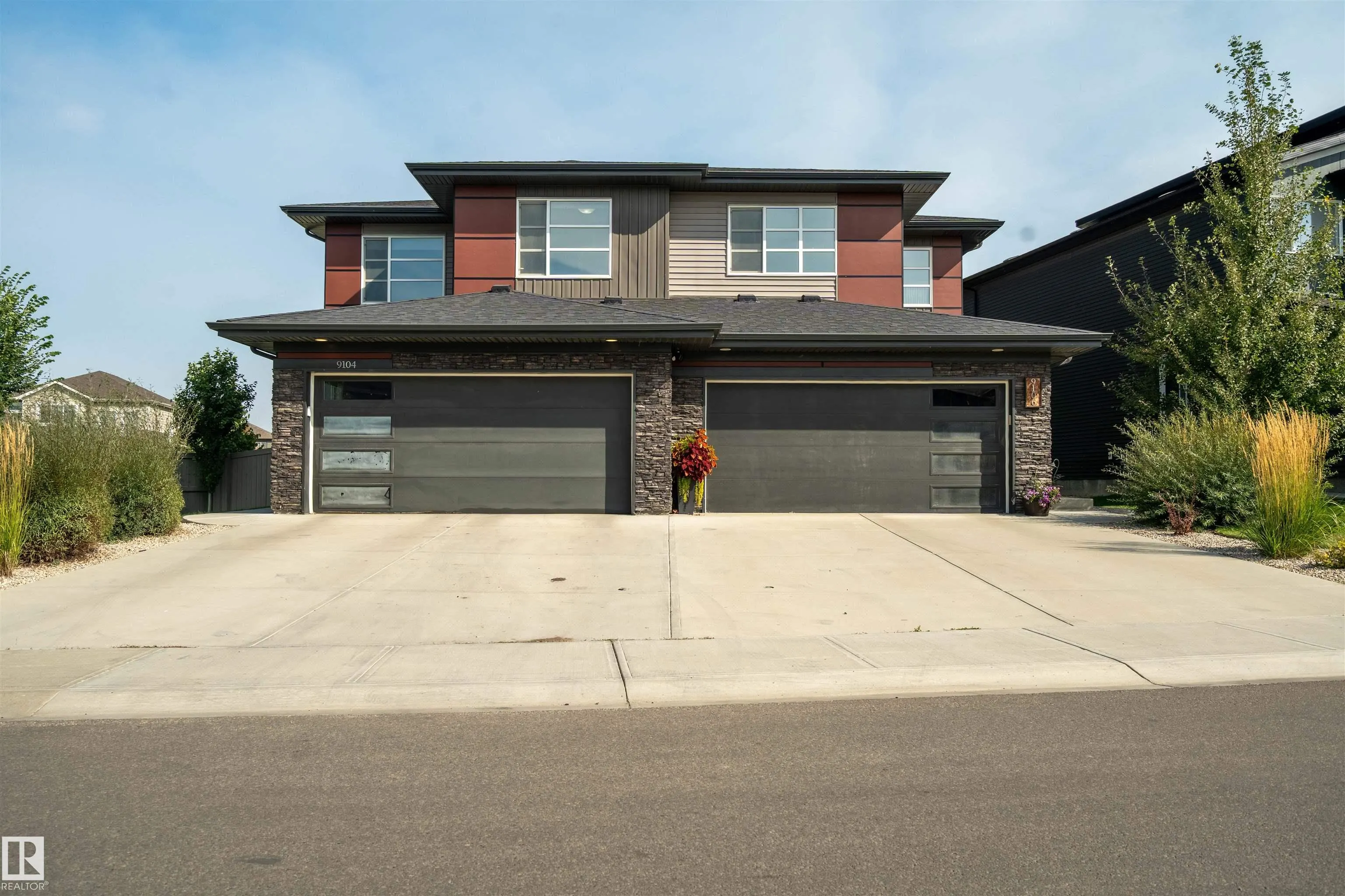 9104 PEAR Drive