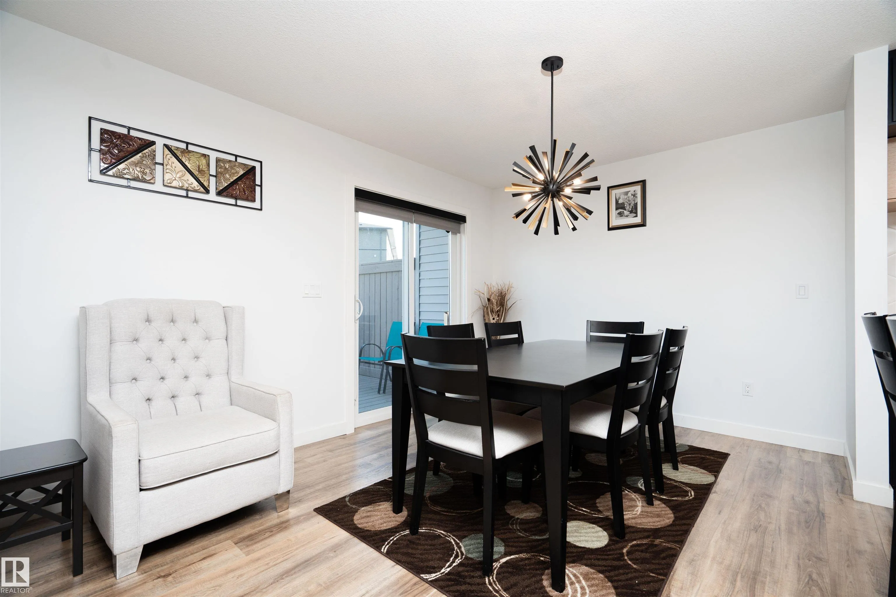9104 PEAR Drive