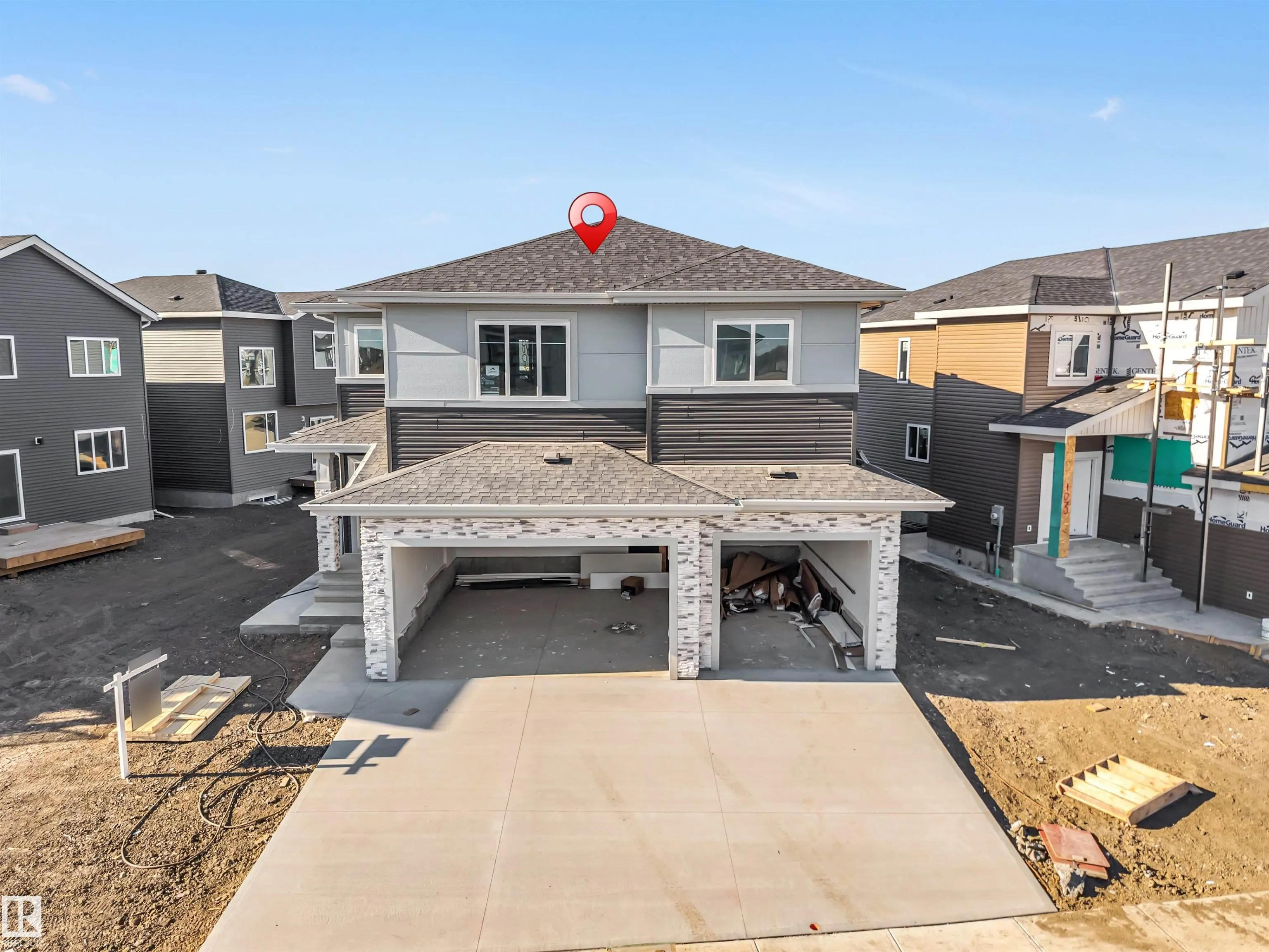 105 ELDRIDGE Point(e)