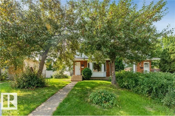 632 KNOTTWOOD Road