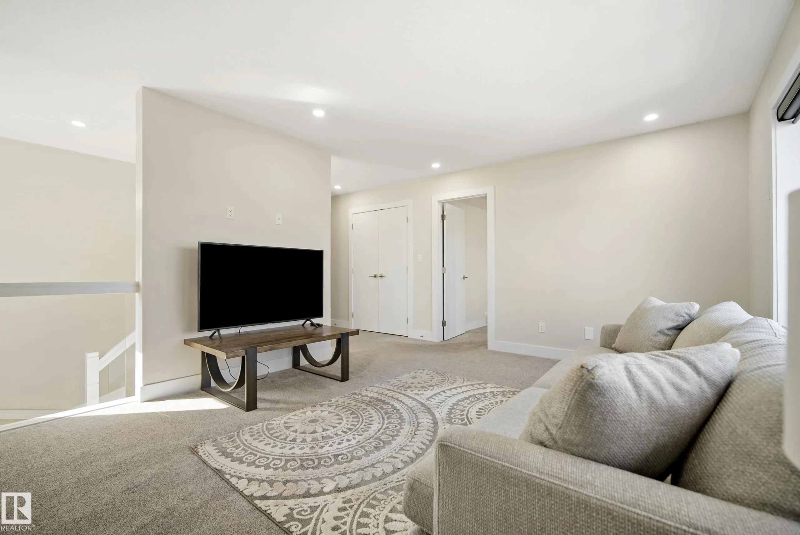 5813 PELERIN Crescent