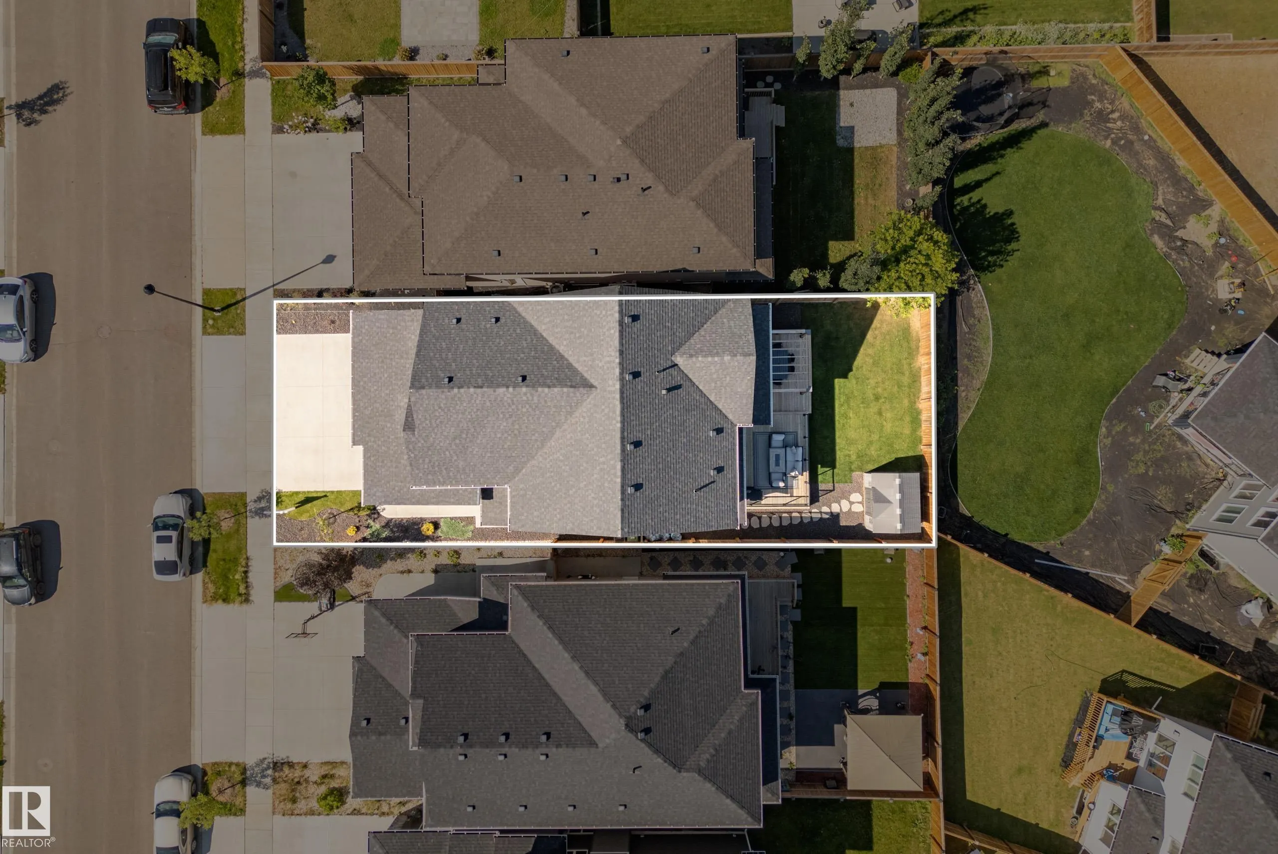 5813 PELERIN Crescent
