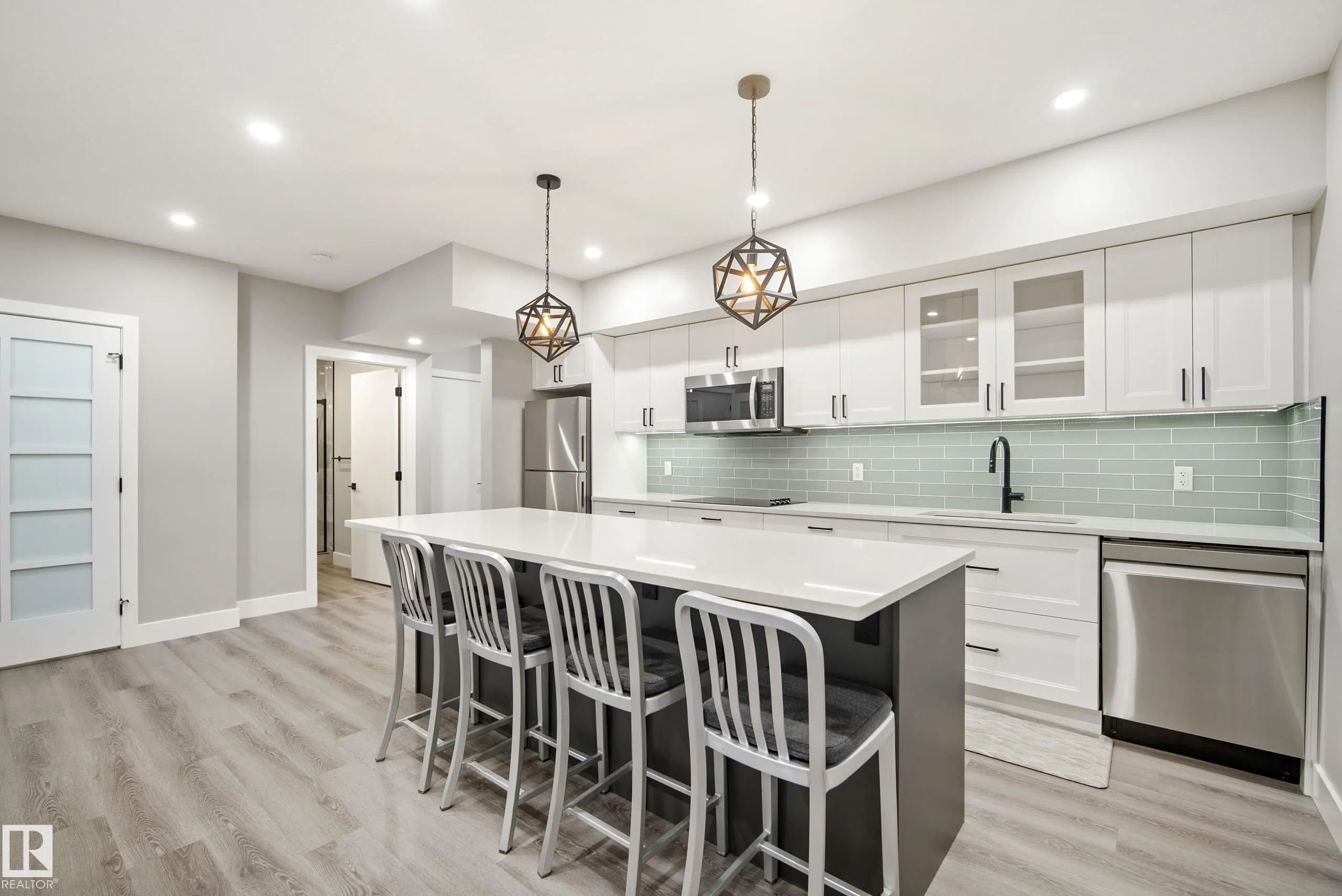 5813 PELERIN Crescent
