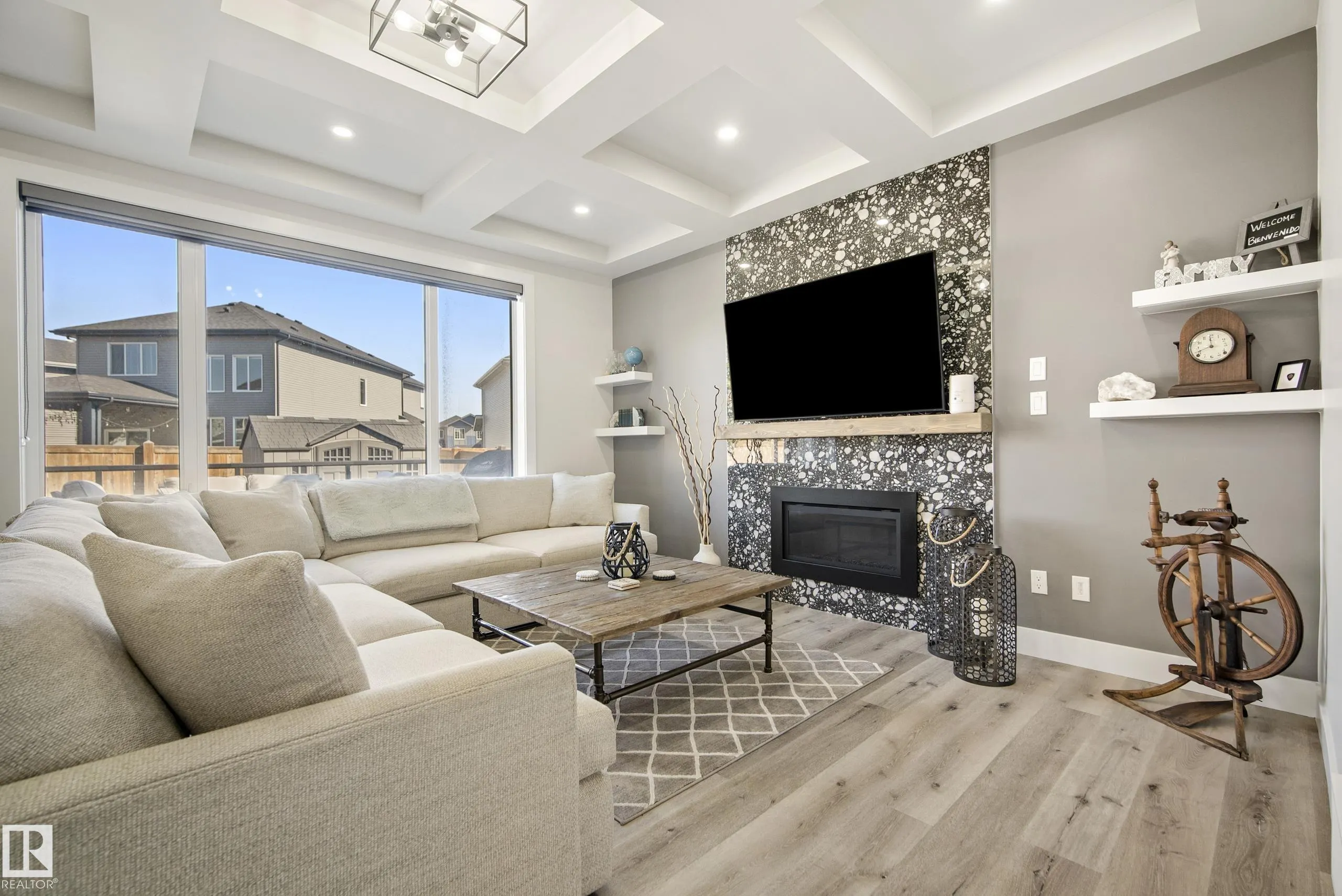 5813 PELERIN Crescent