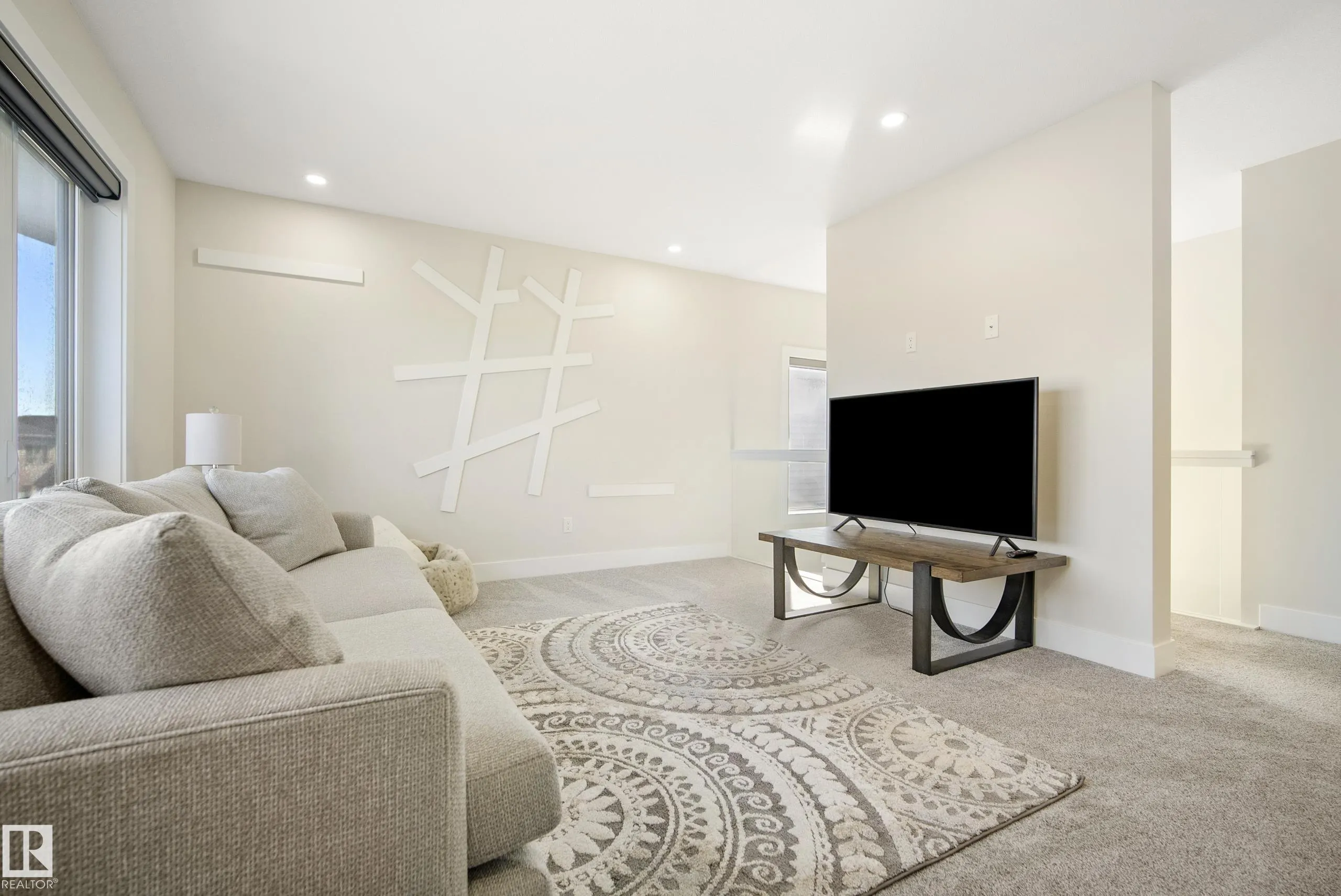 5813 PELERIN Crescent