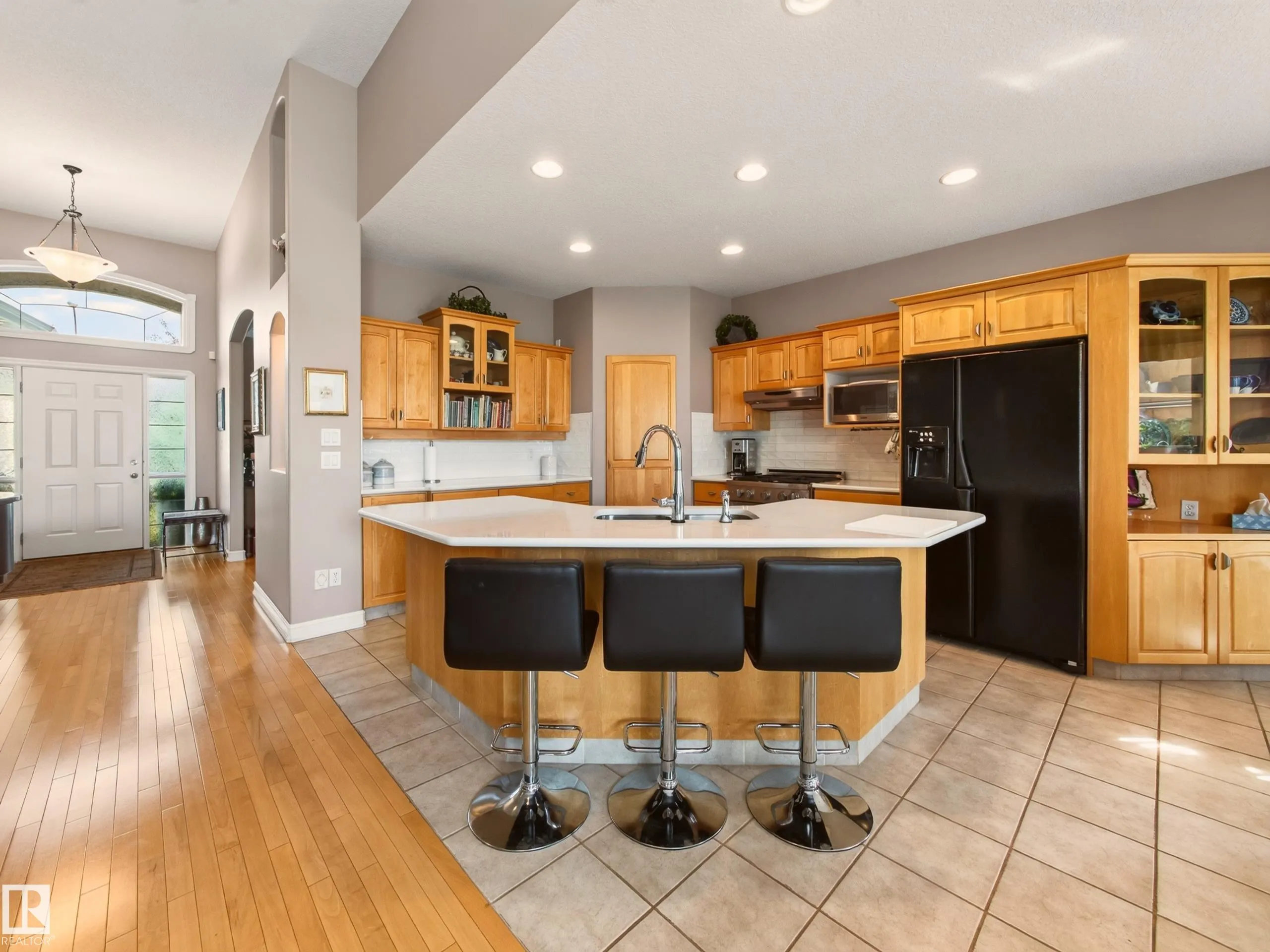 40 MEADOWVIEW Point(e)