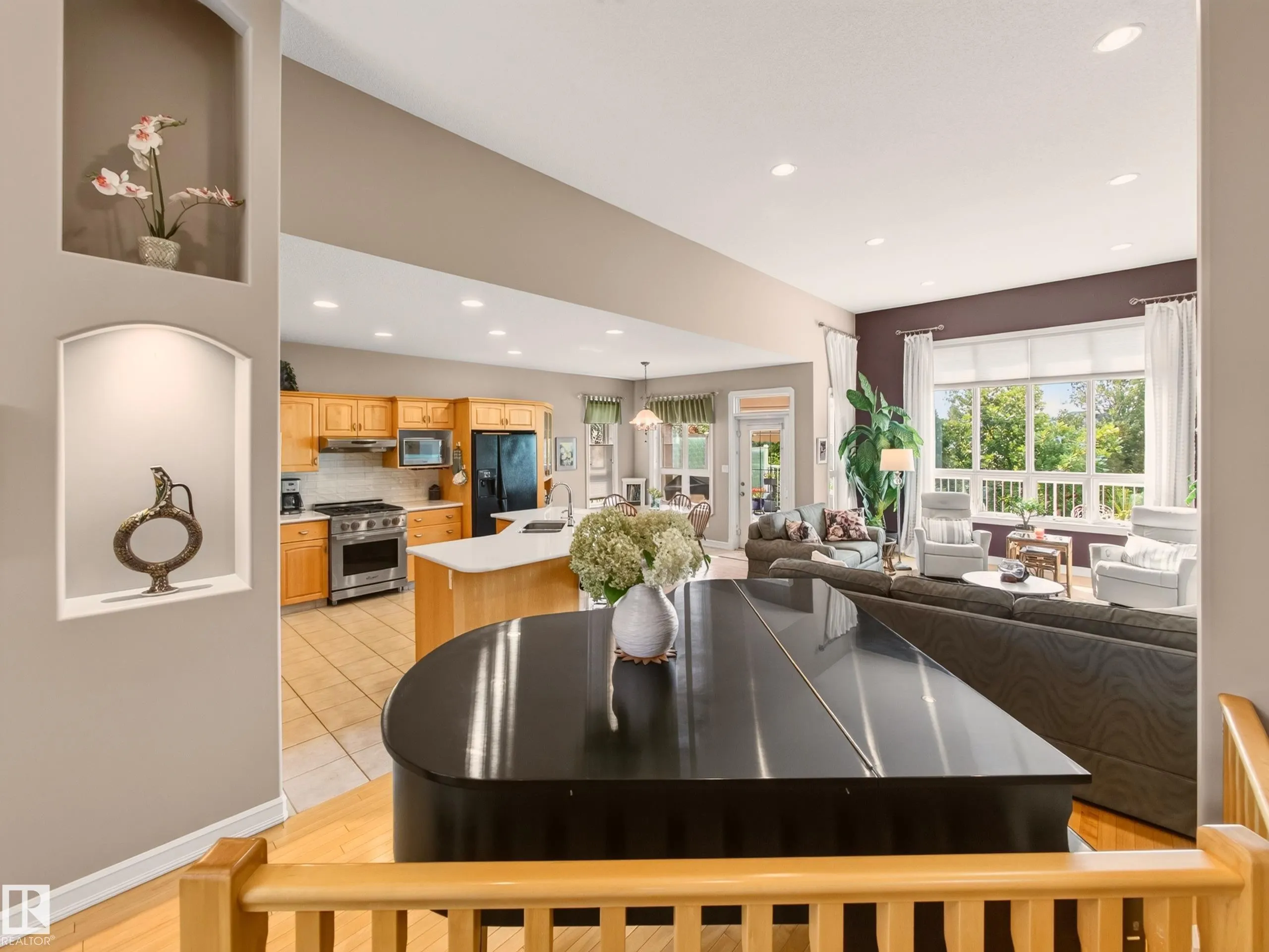 40 MEADOWVIEW Point(e)