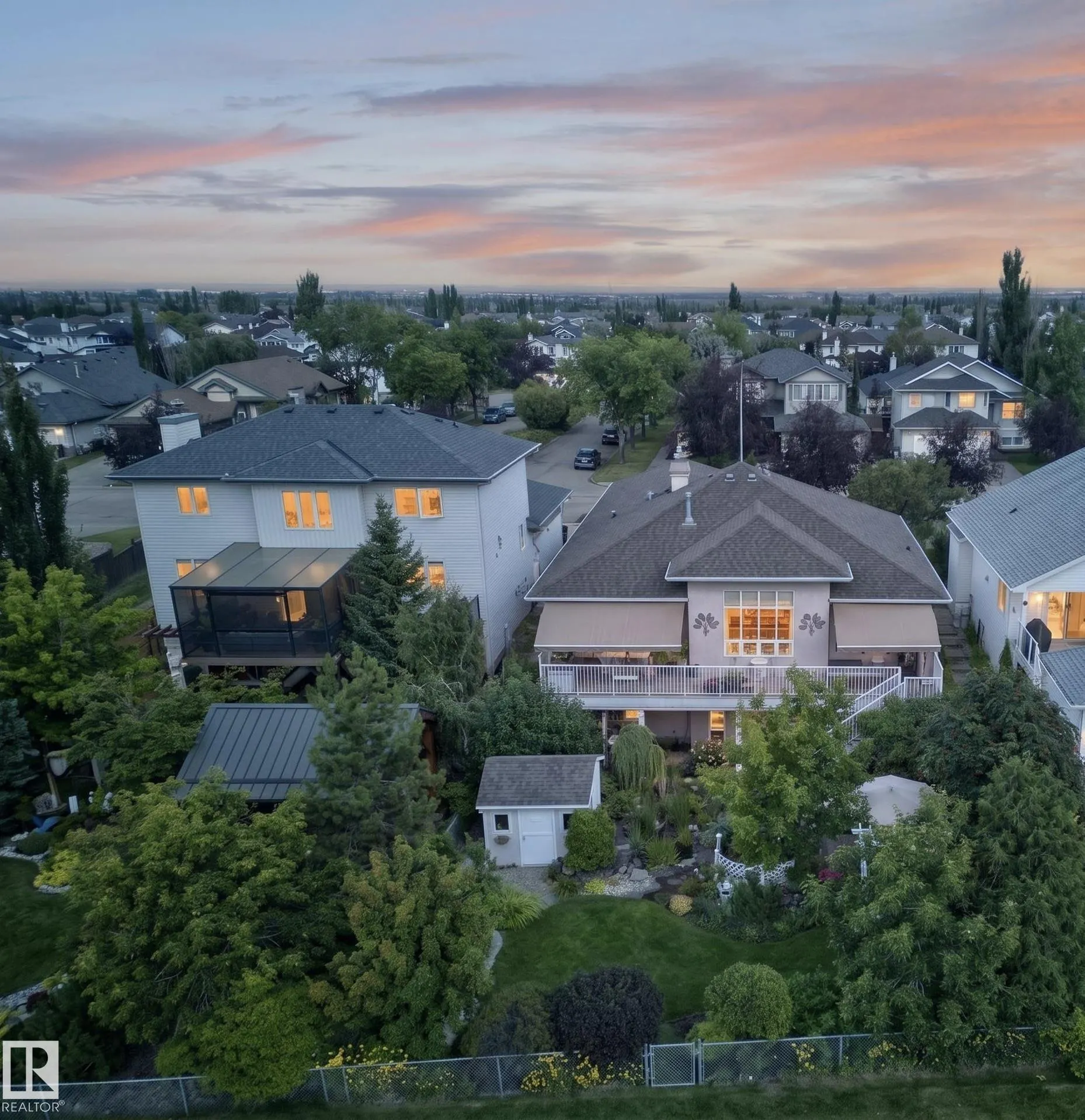 40 MEADOWVIEW Point(e)