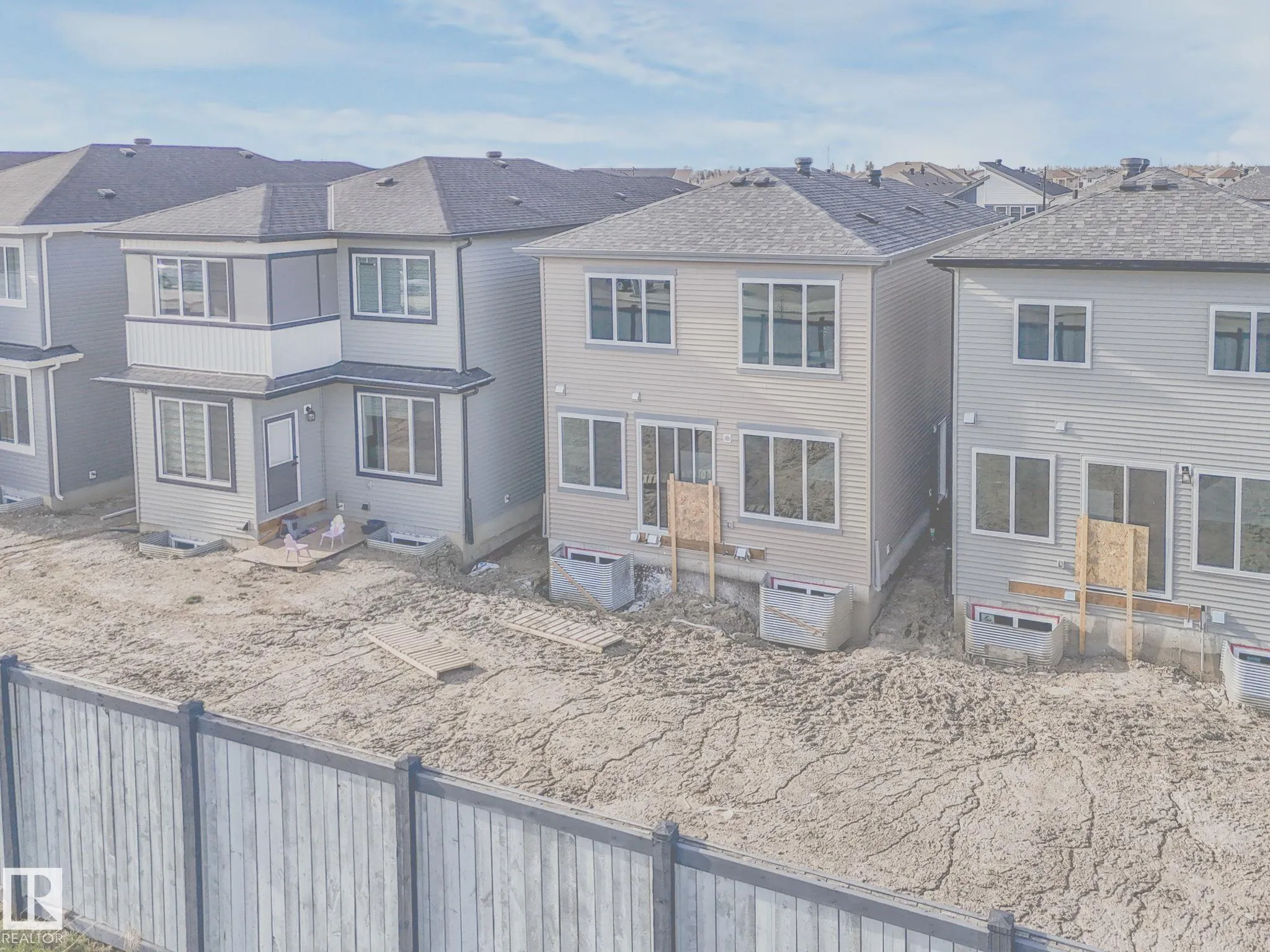 270 Munn Way