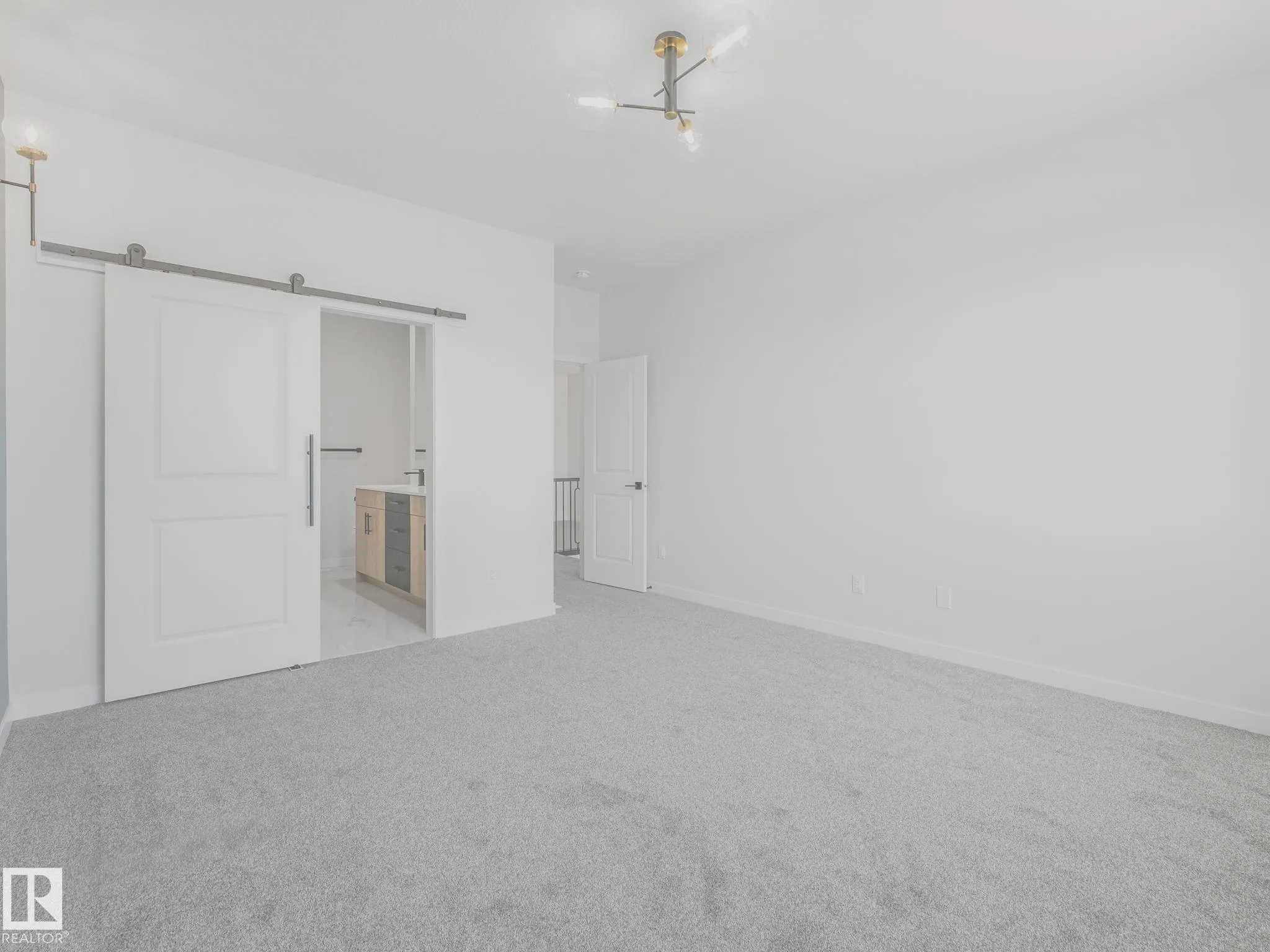 270 Munn Way