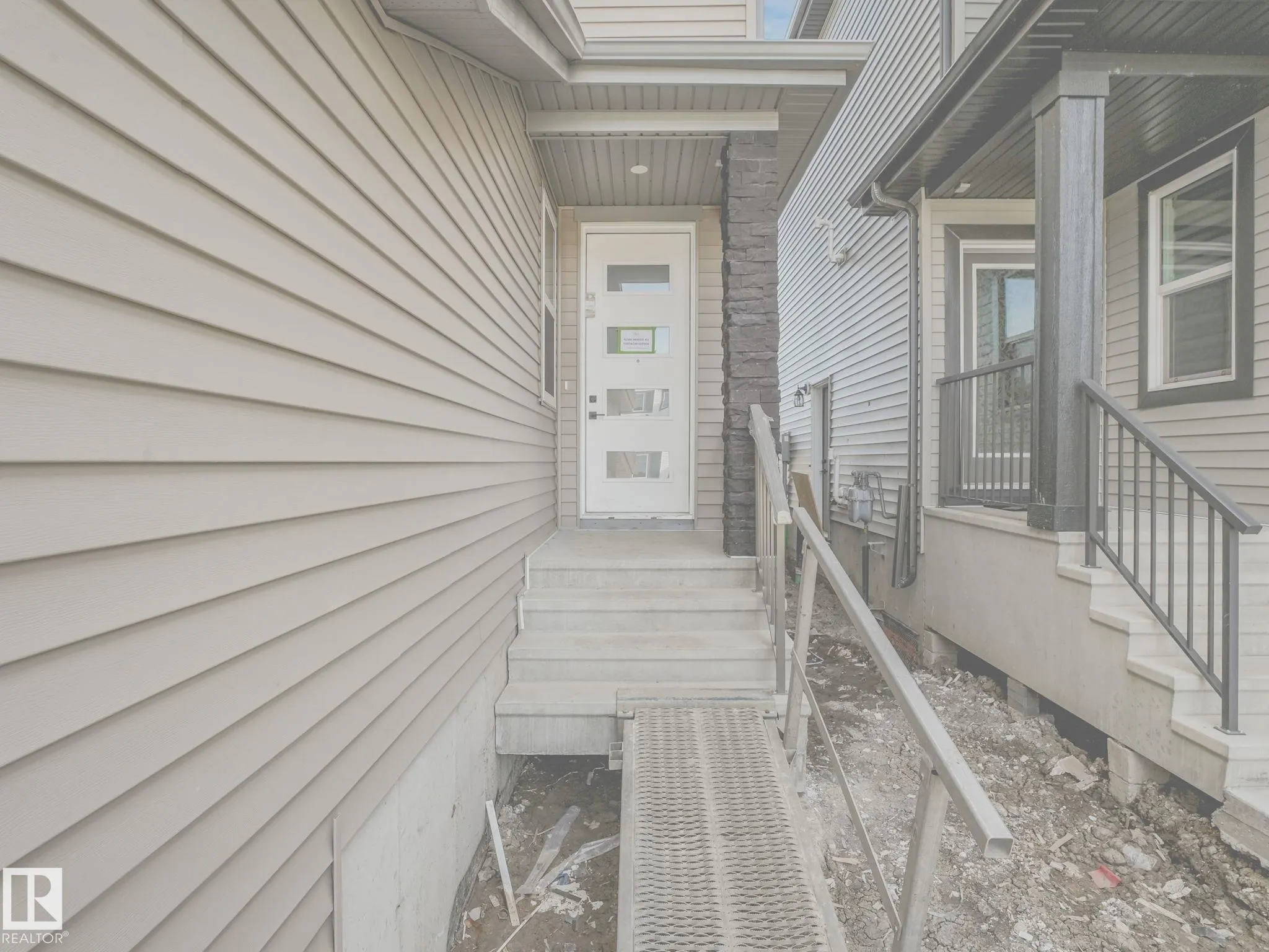 270 Munn Way
