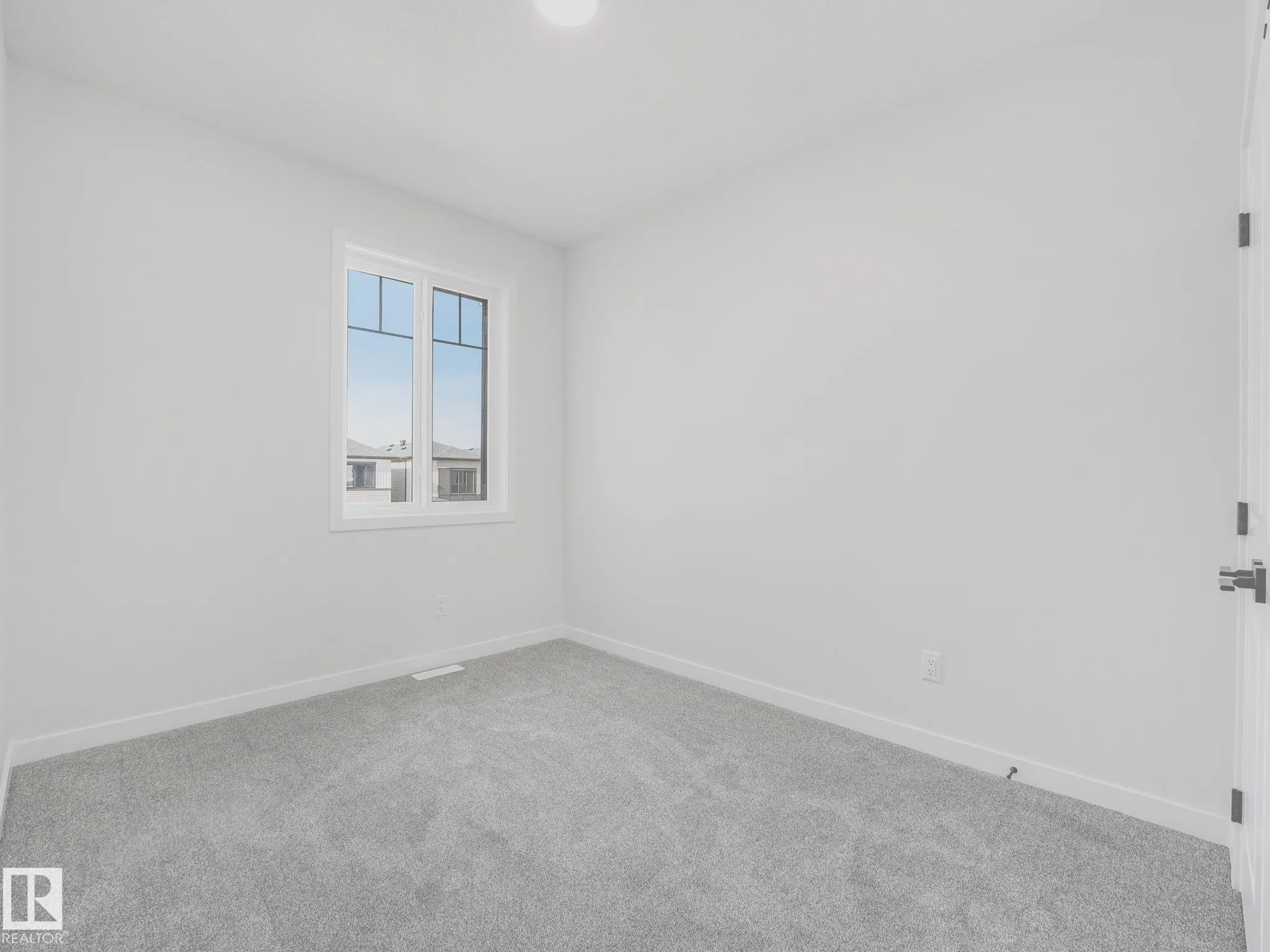 270 Munn Way
