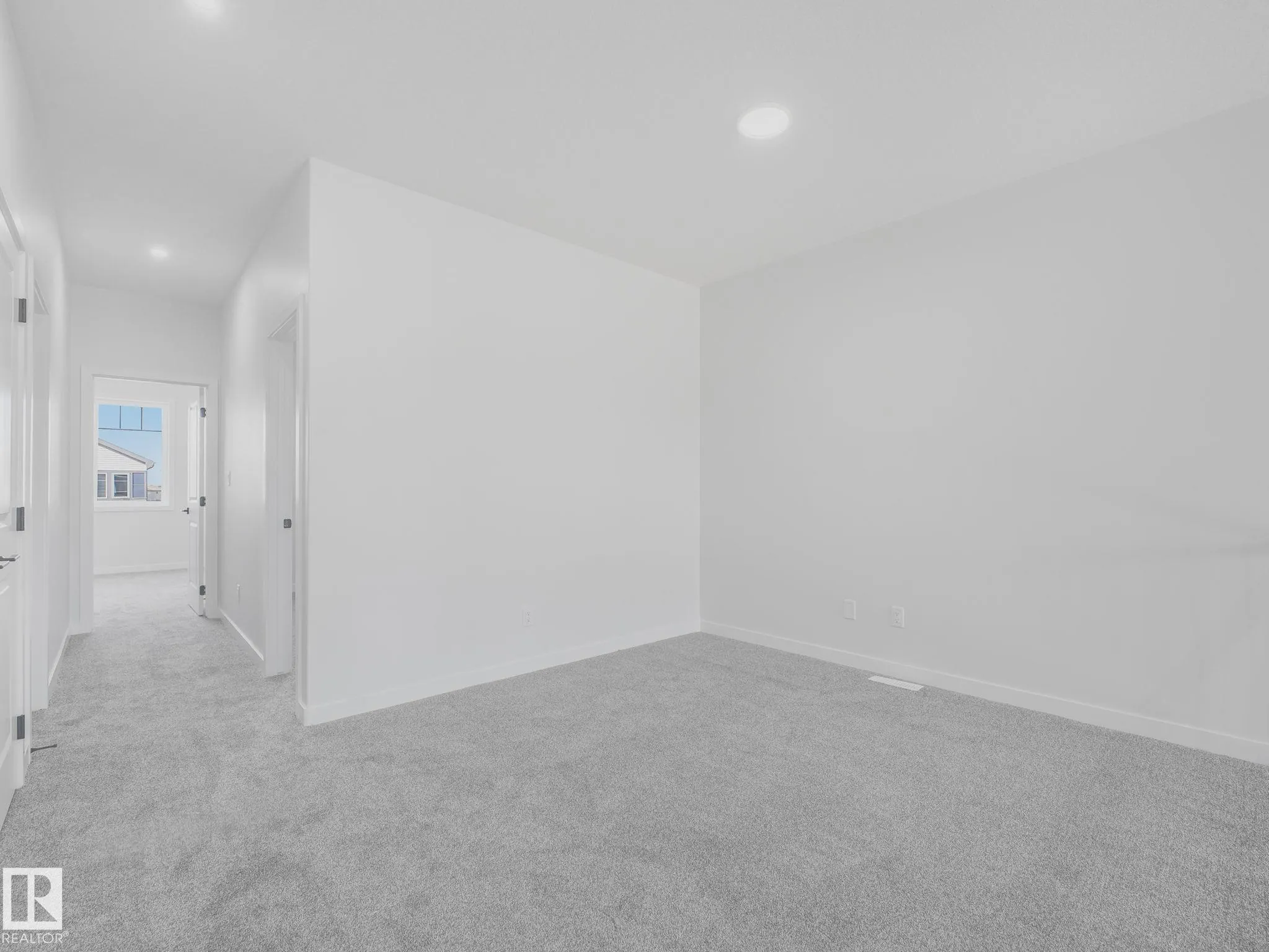 270 Munn Way
