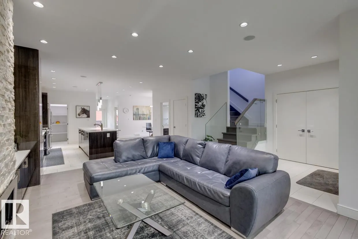 11045 85 Avenue