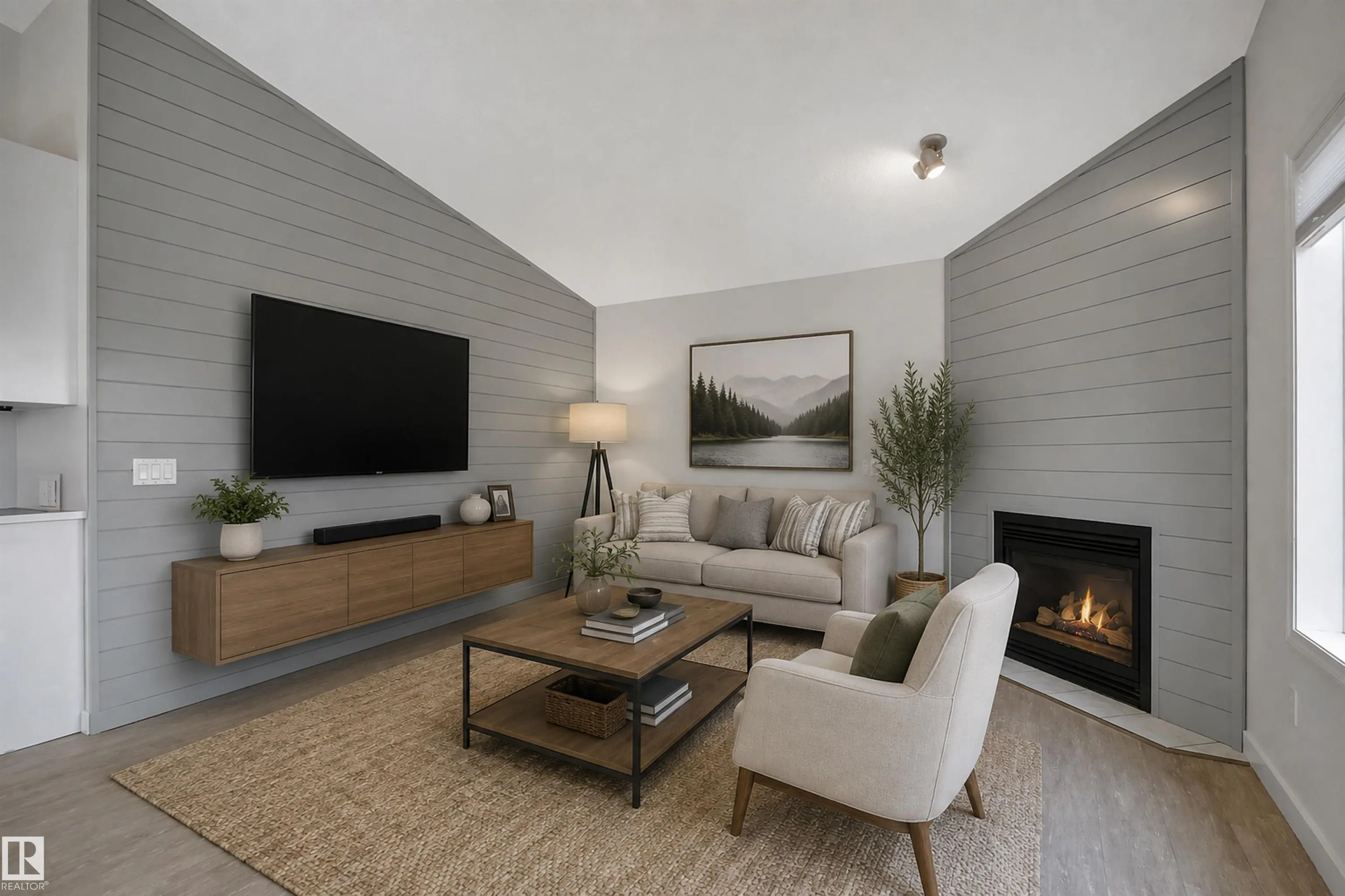 32 MEADOWVIEW Drive