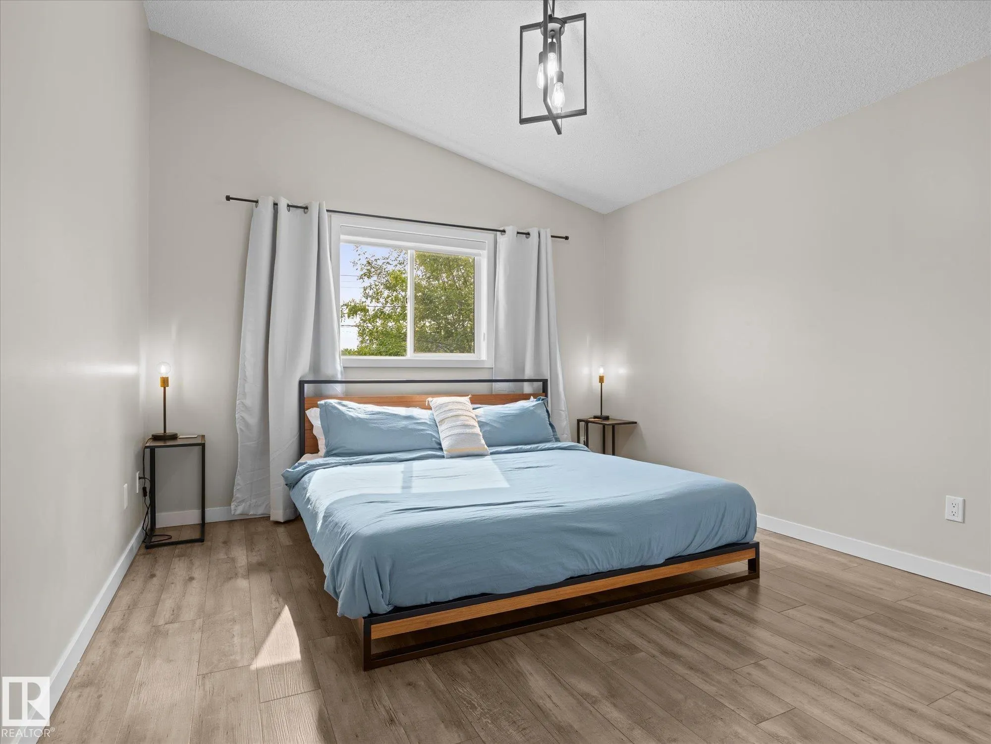 10109 80 Street