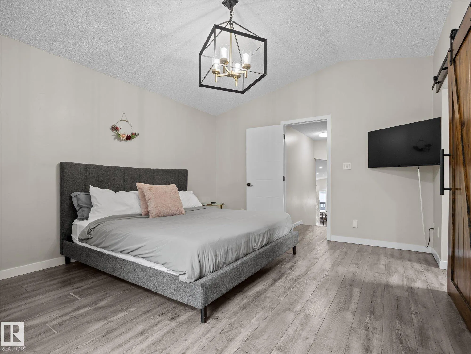 10109 80 Street
