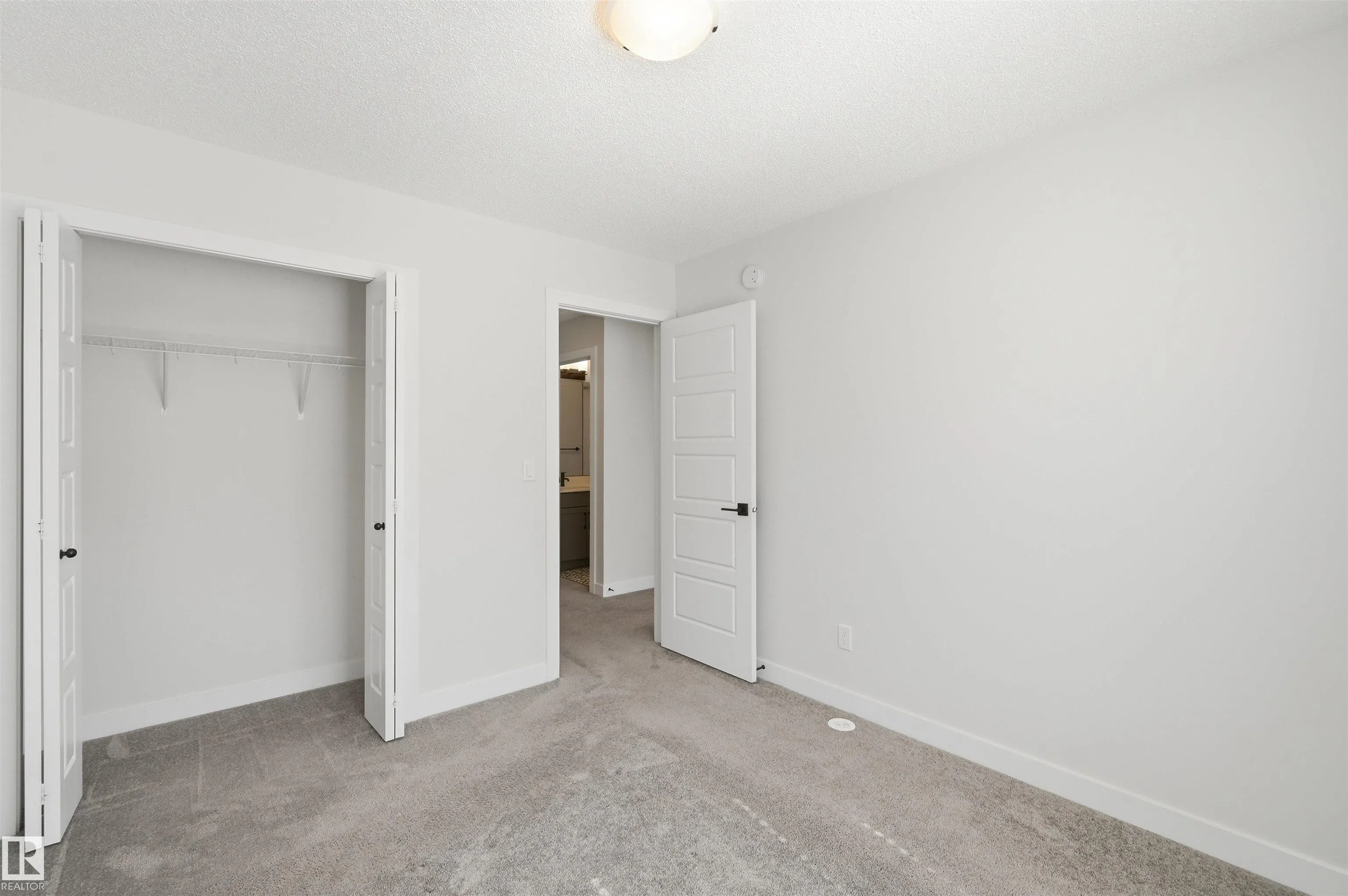 1010 RABBIT HILL Road