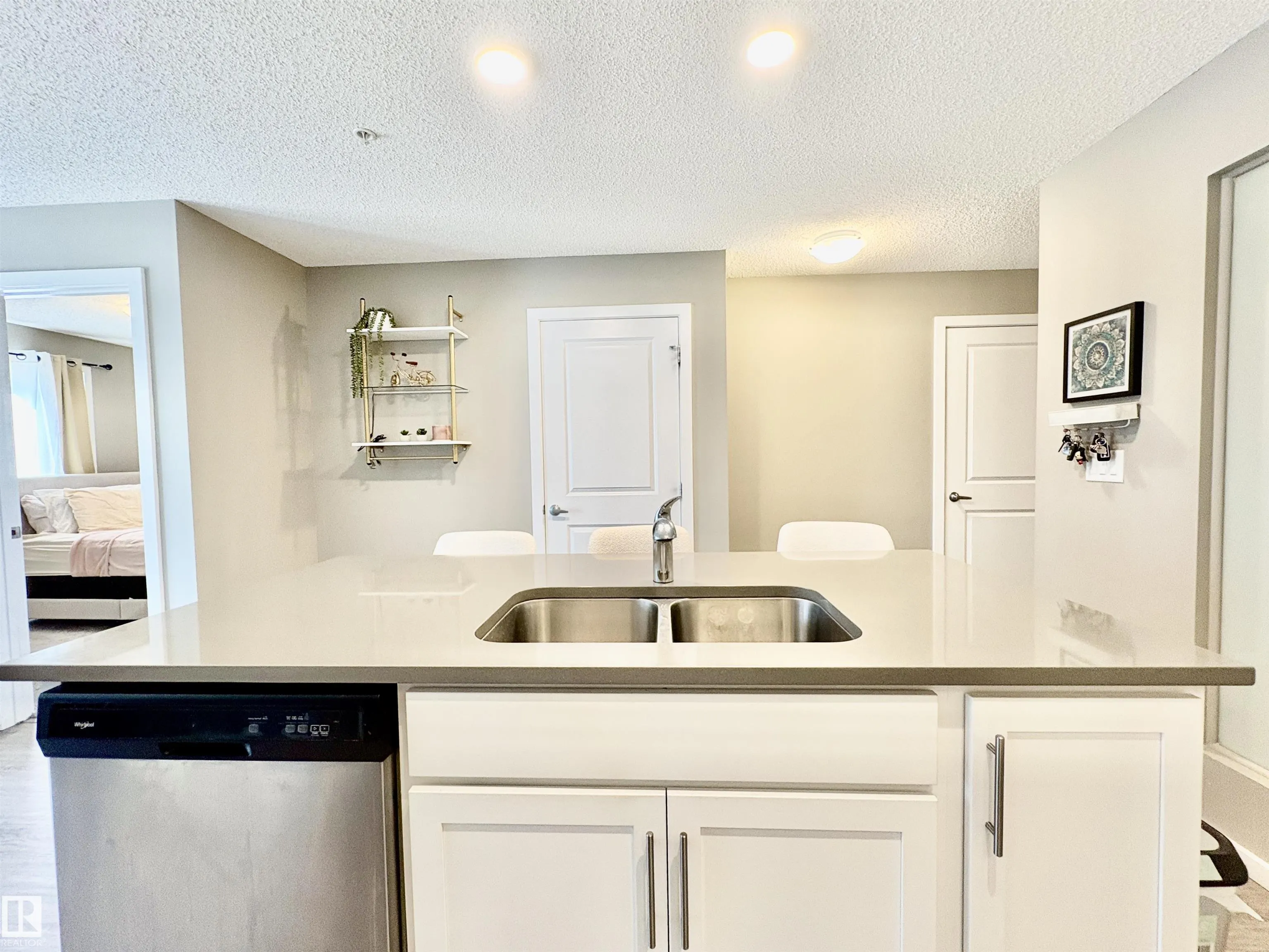 394 WINDERMERE Road