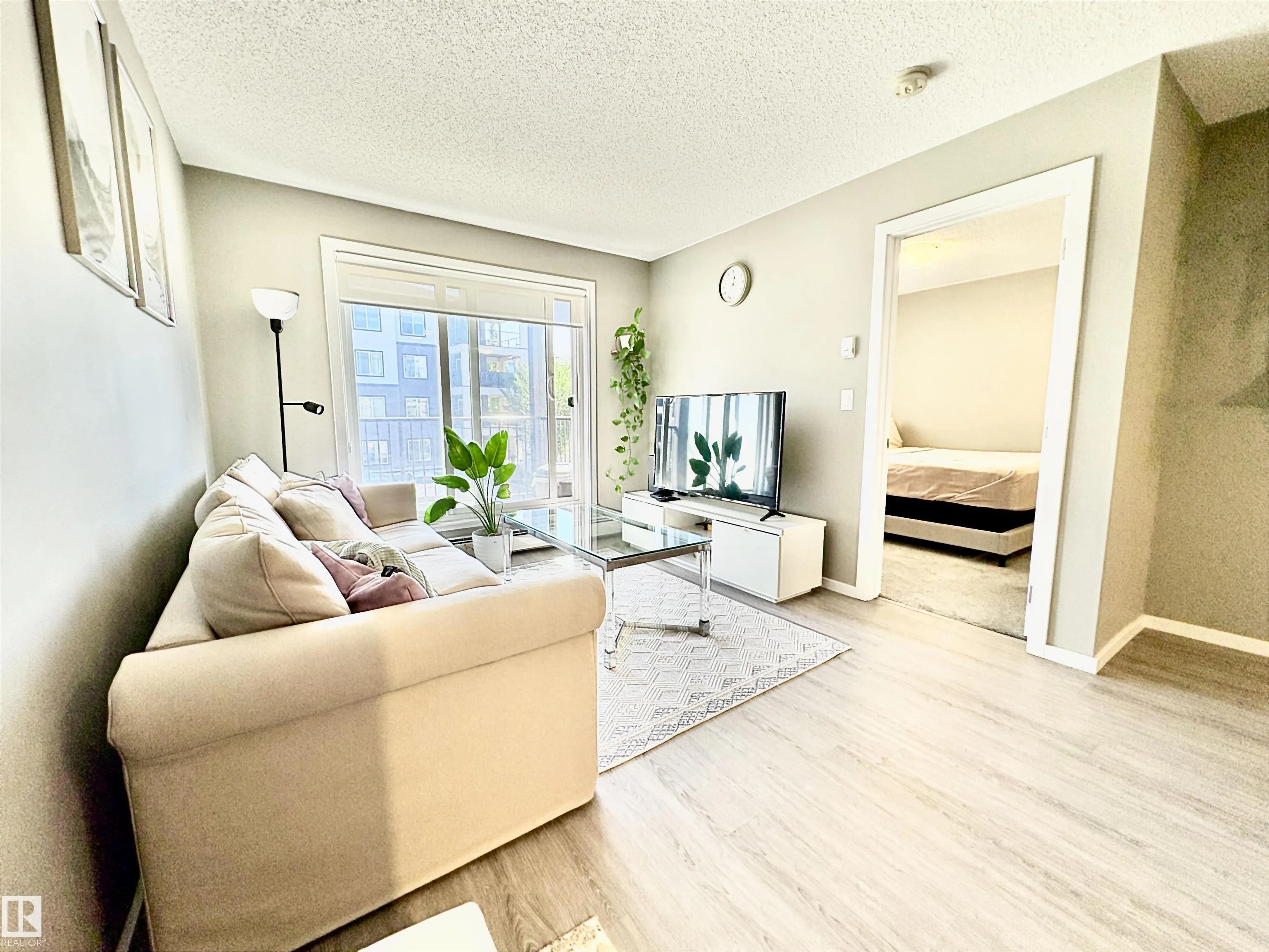 394 WINDERMERE Road