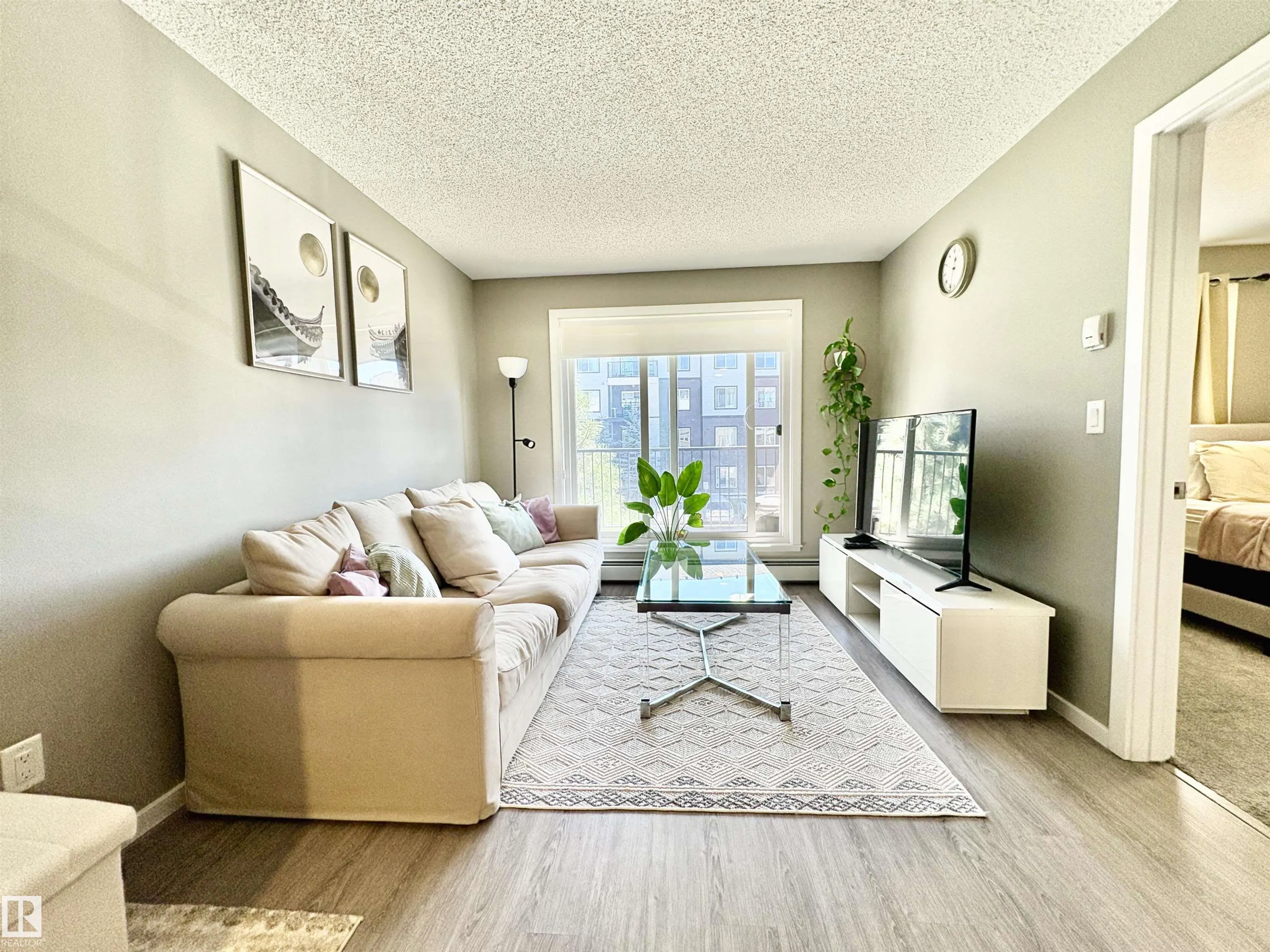 394 WINDERMERE Road