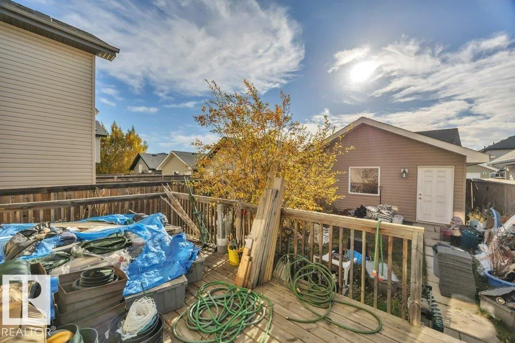 3728 ALEXANDER Crescent