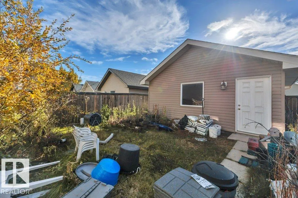 3728 ALEXANDER Crescent