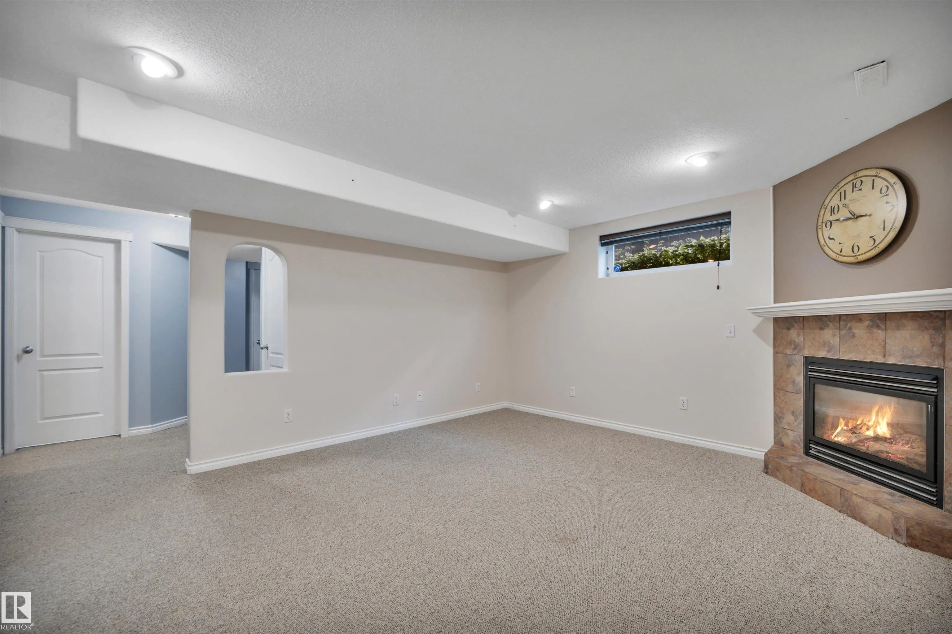 78 BIRCHMONT Crescent