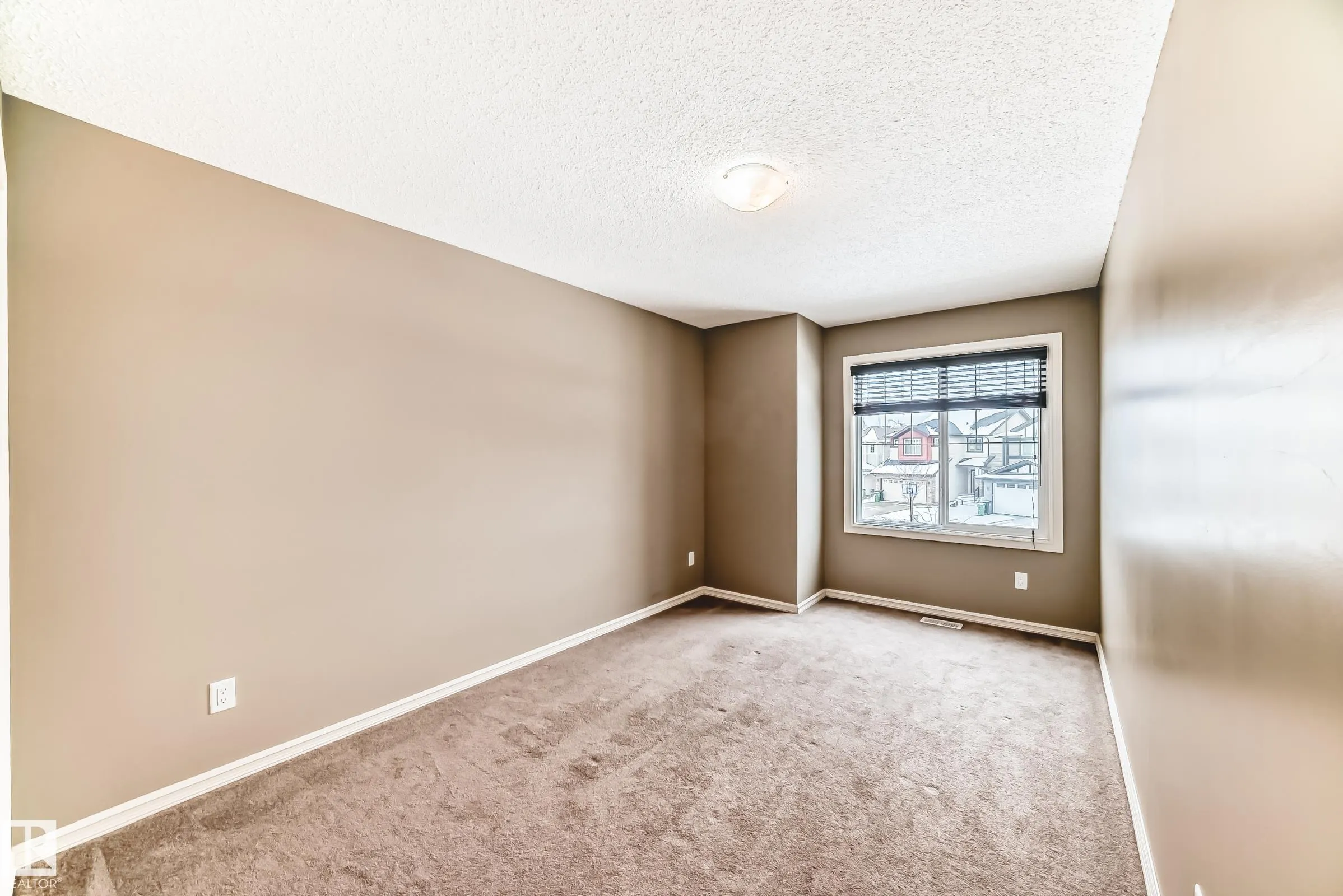4044 ALEXANDER Way
