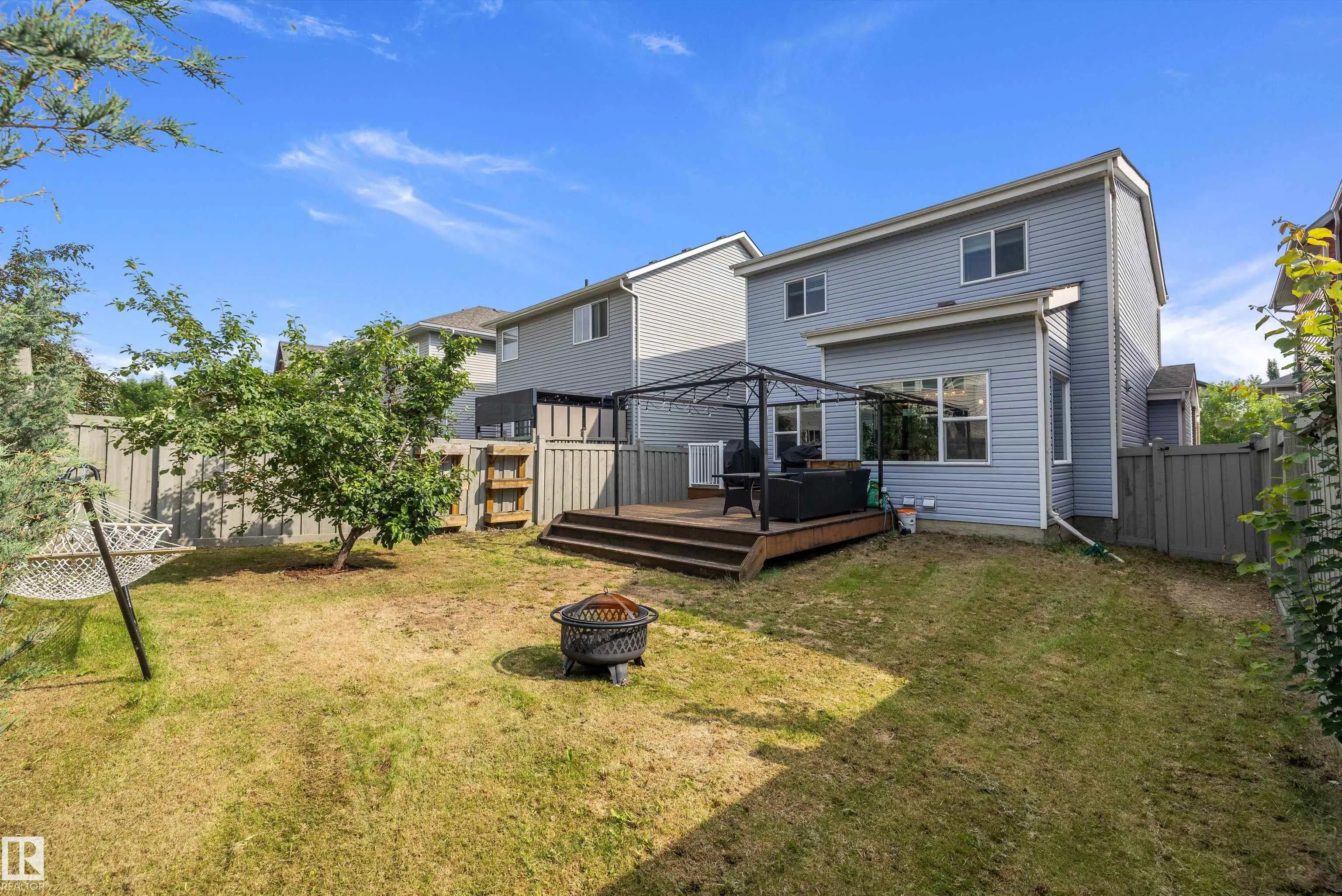 3911 CLAXTON Loop