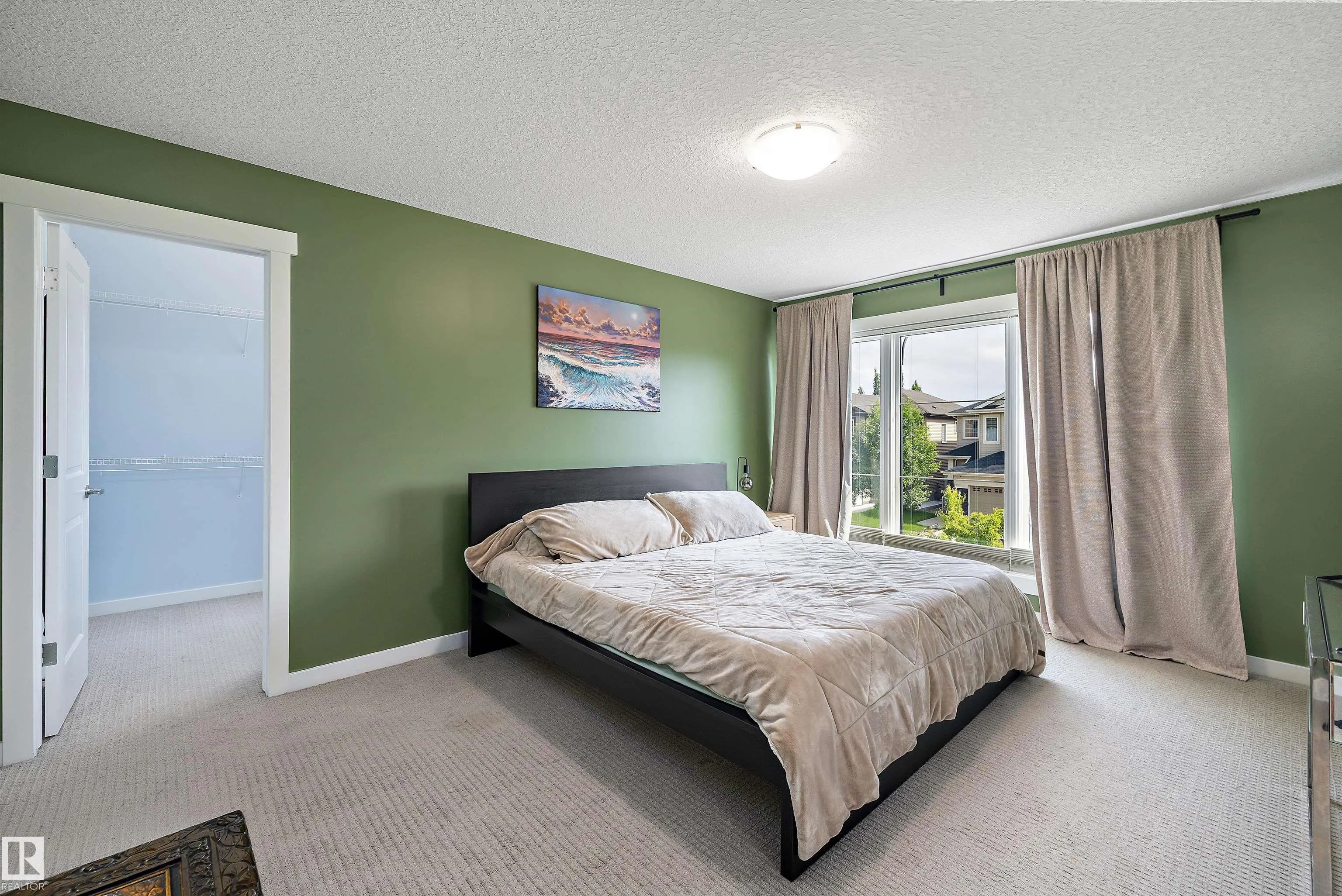 3911 CLAXTON Loop