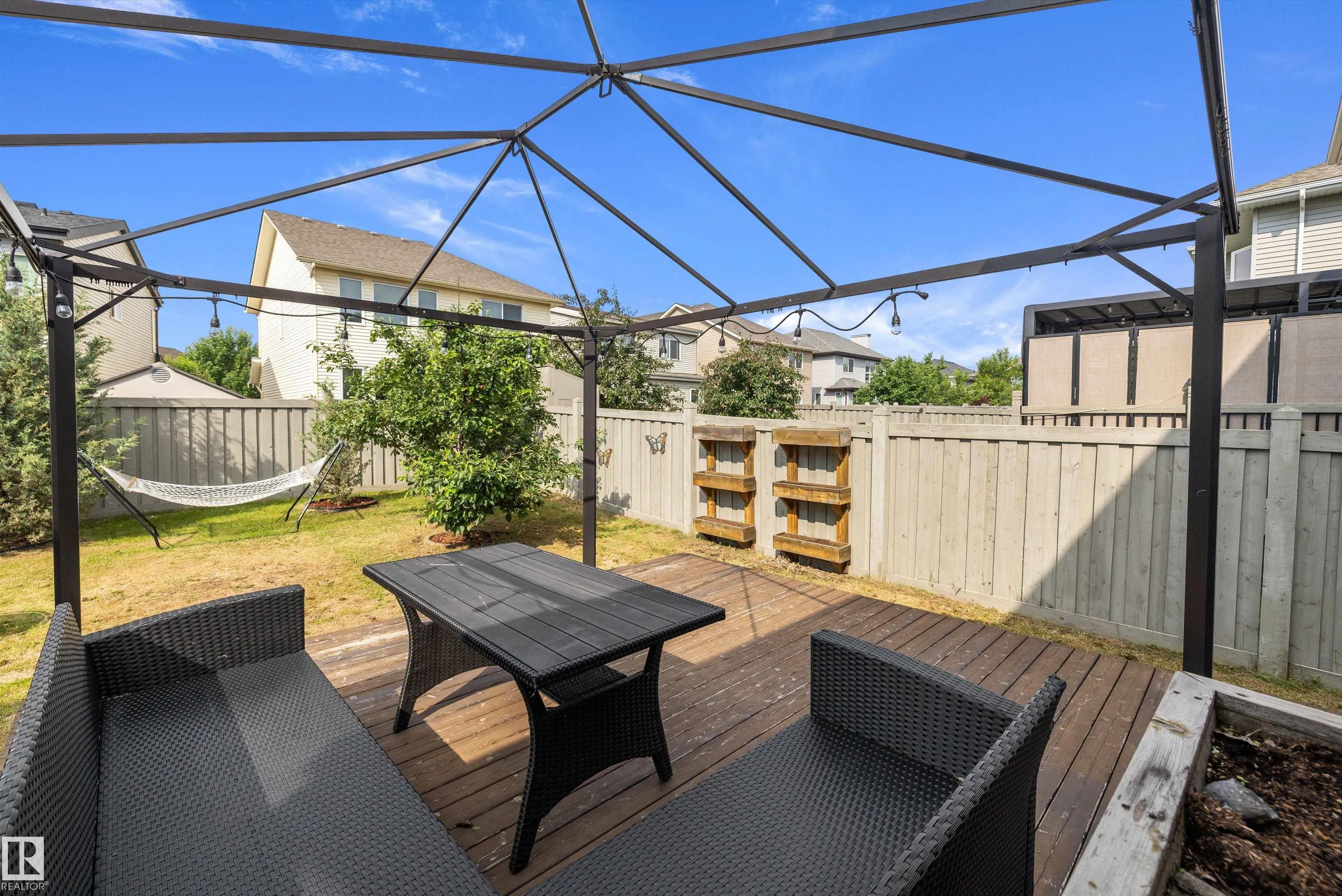 3911 CLAXTON Loop