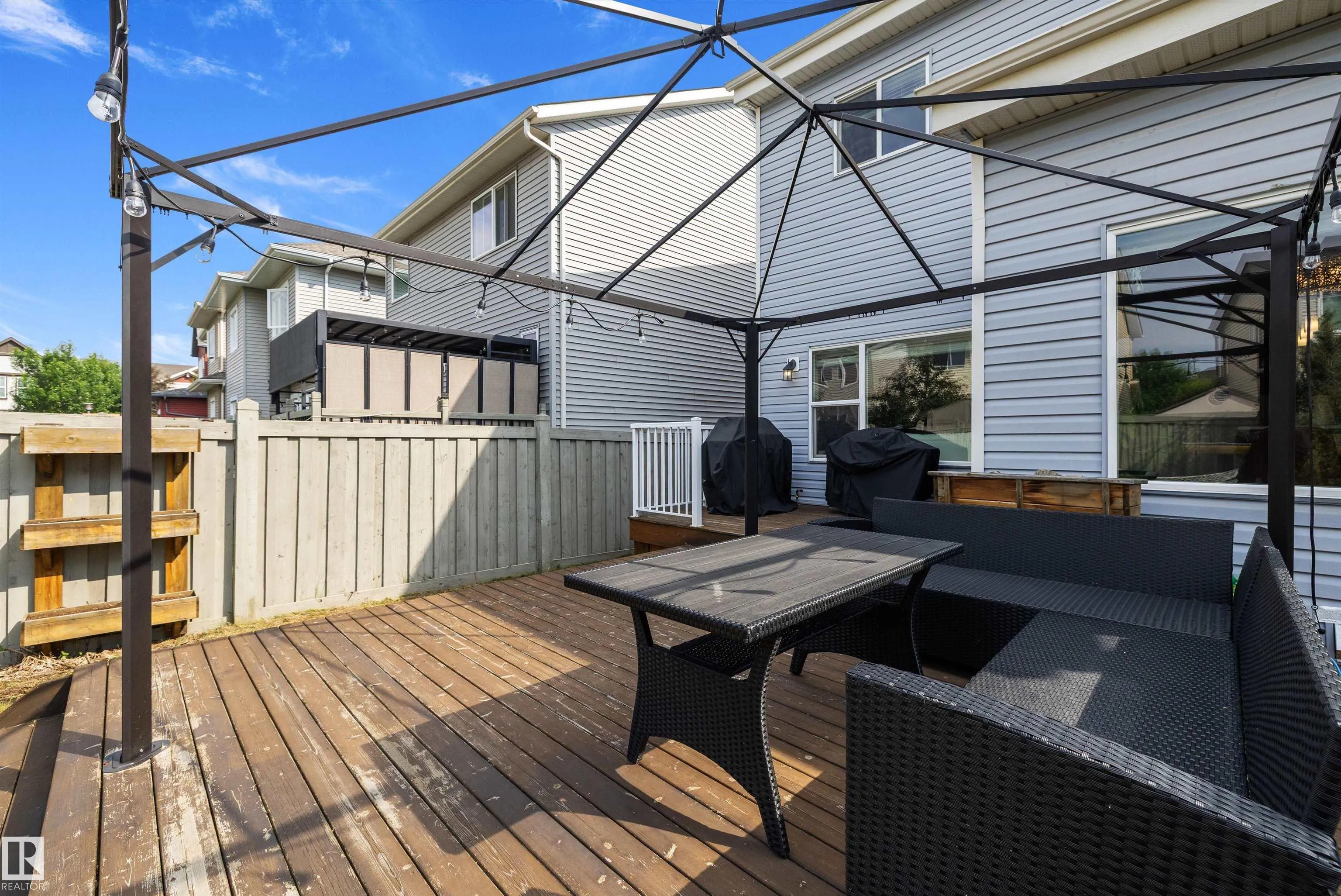 3911 CLAXTON Loop