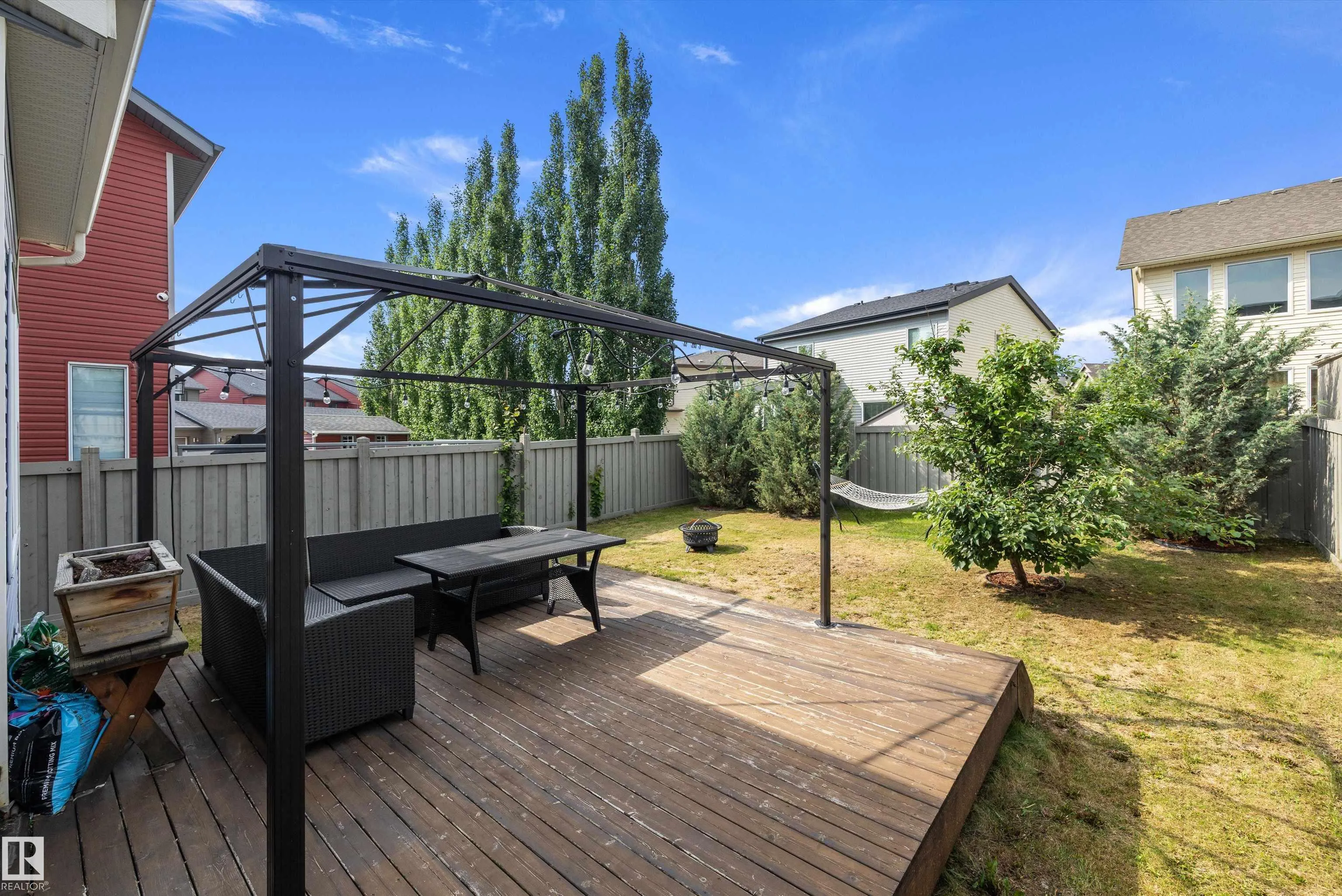 3911 CLAXTON Loop