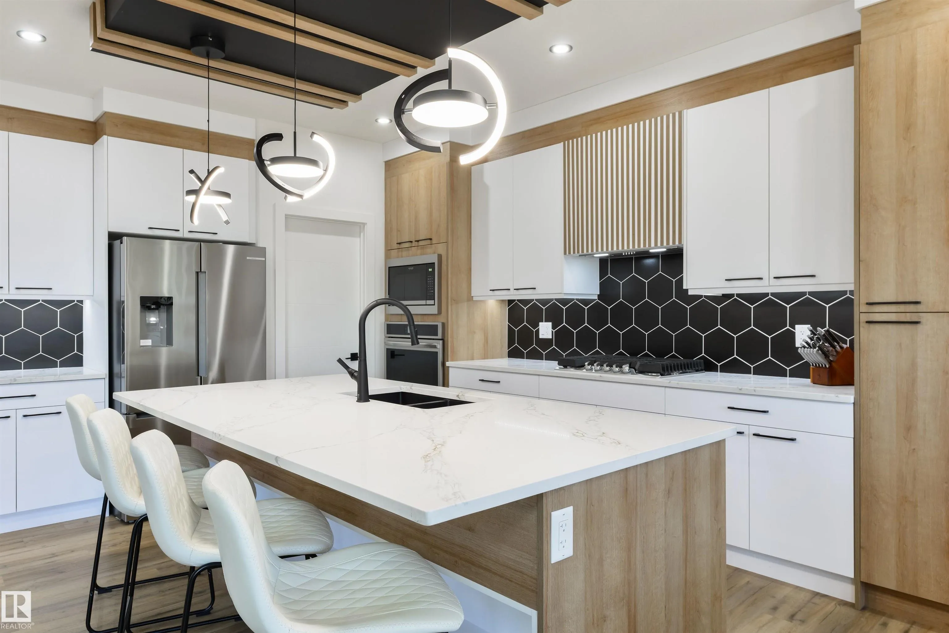 1758 WESTERRA Loop