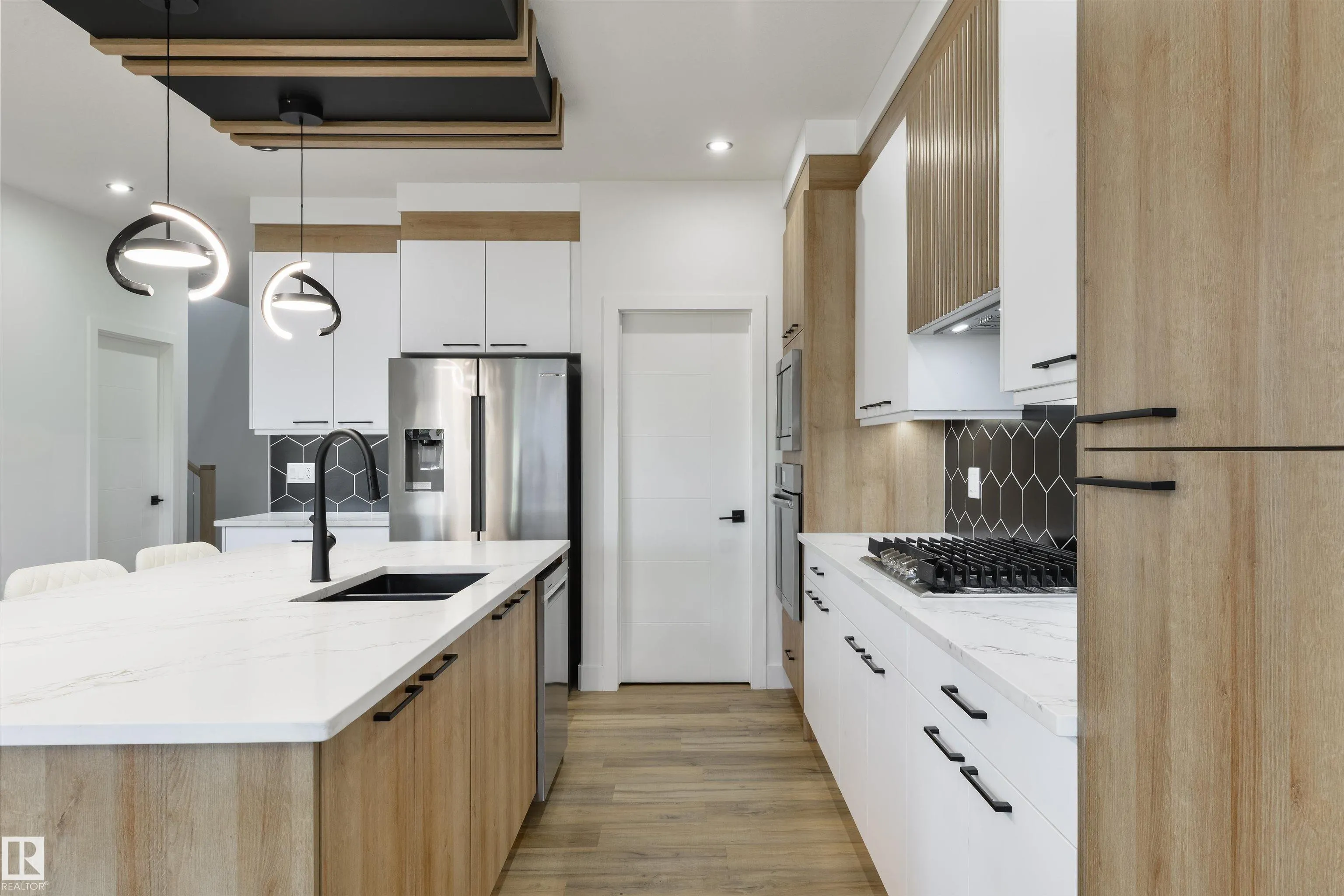 1758 WESTERRA Loop