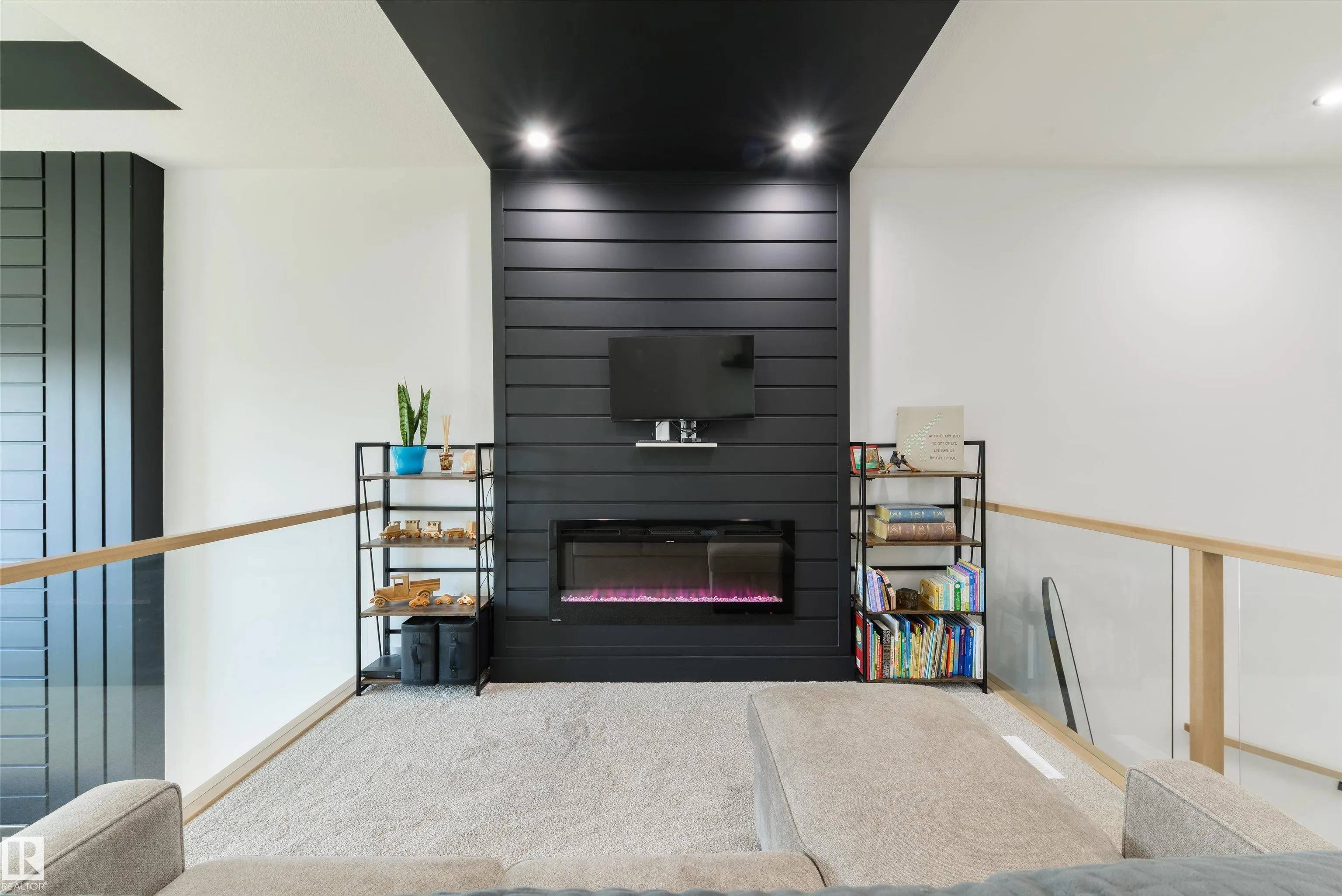 1758 WESTERRA Loop
