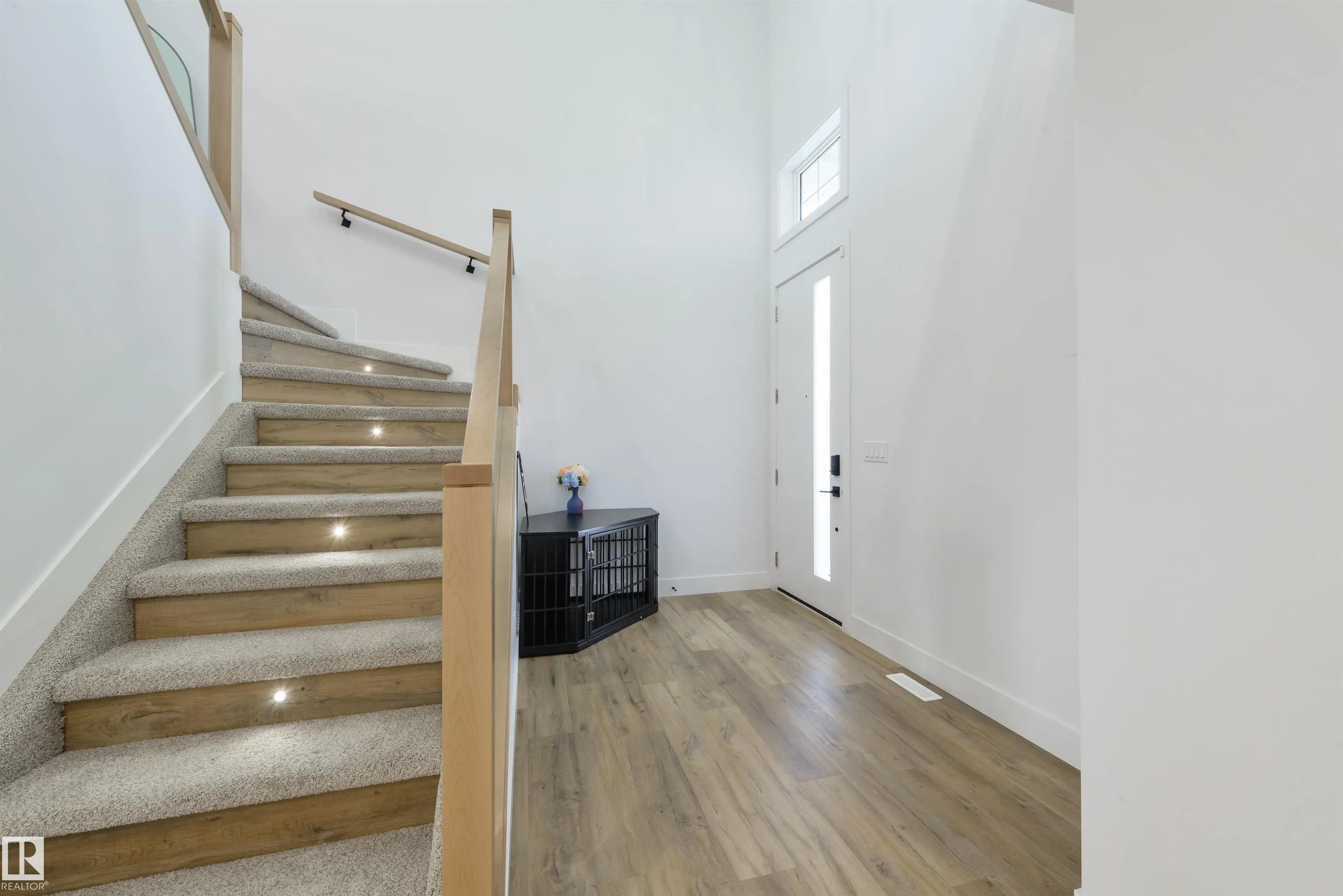 1758 WESTERRA Loop