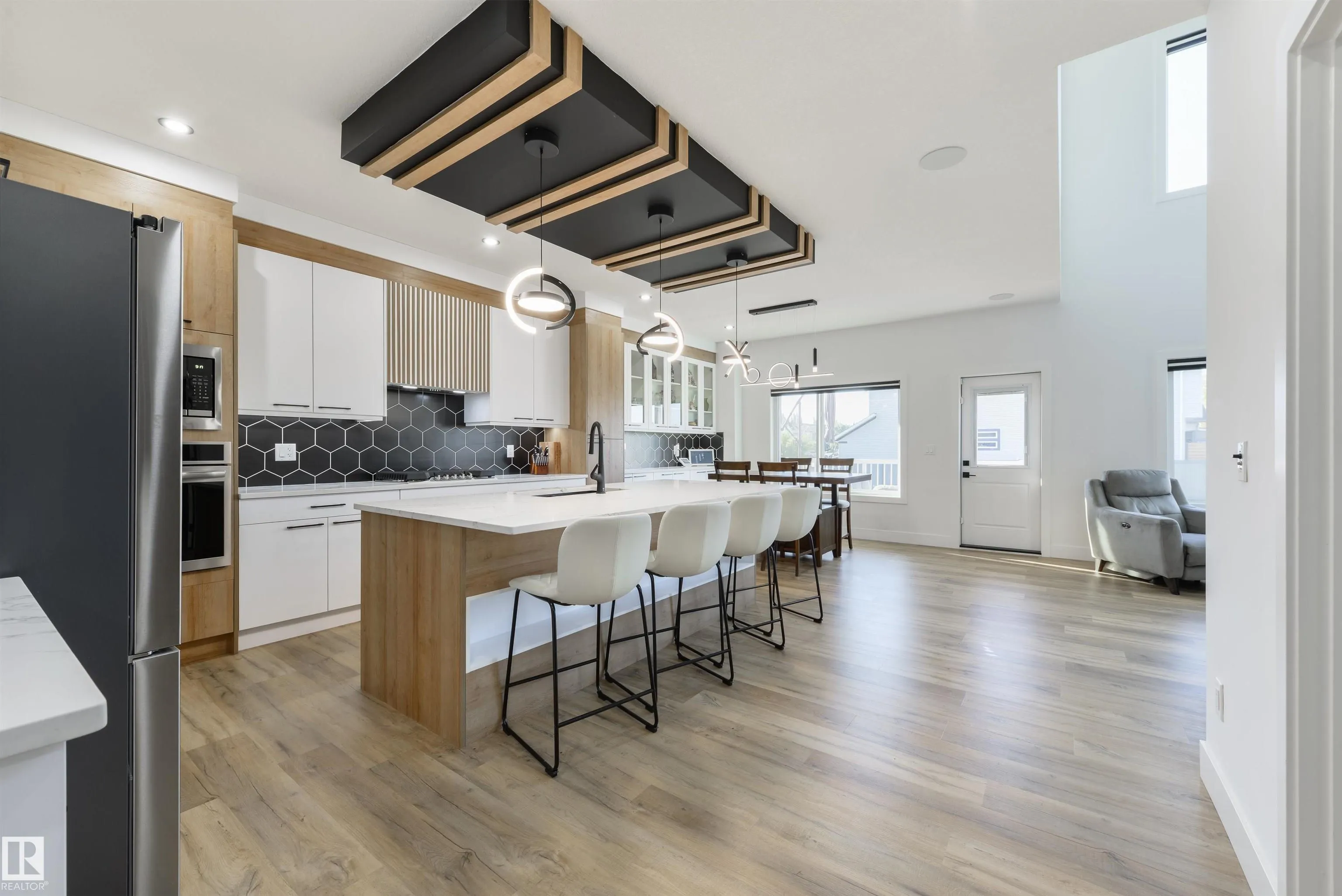 1758 WESTERRA Loop